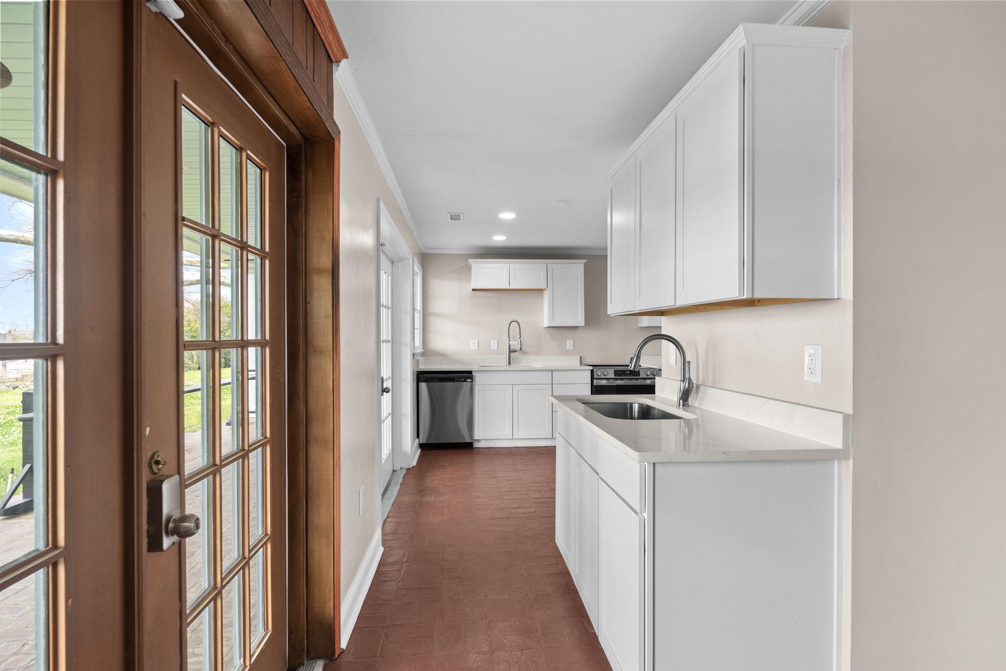 203 River St. Property Photo 14