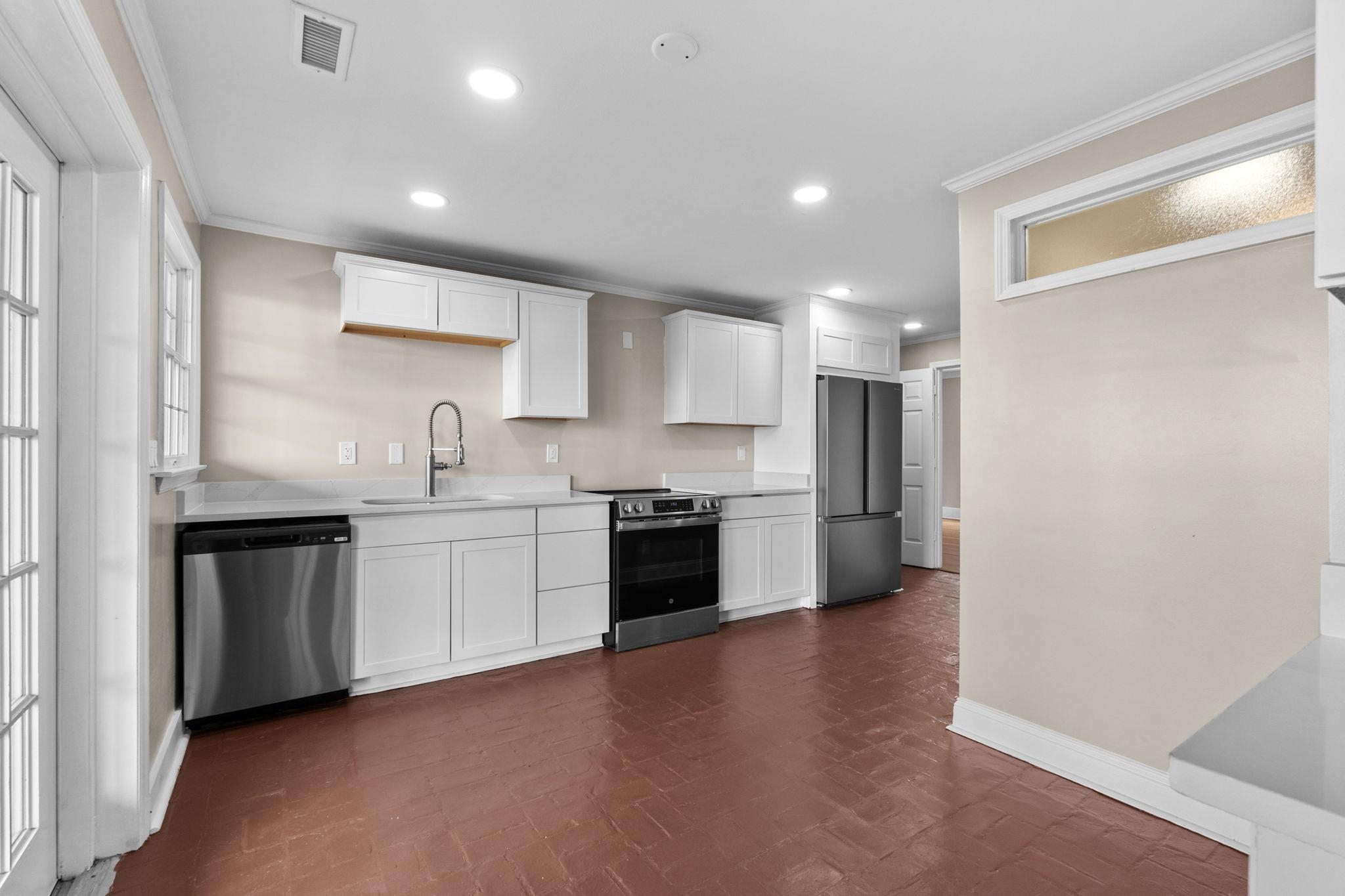 203 River St. Property Photo 15