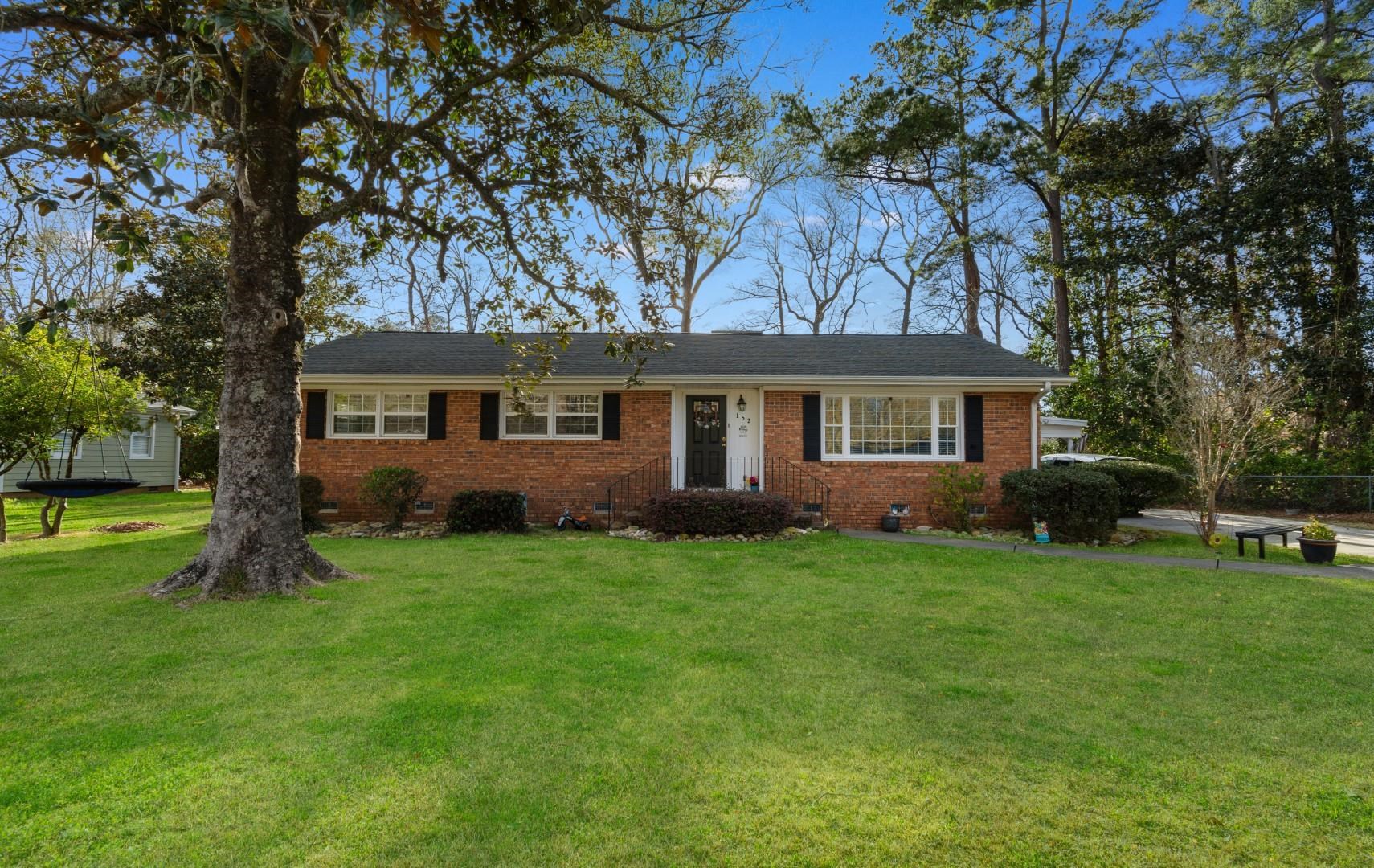152 Busbee St. Property Photo 1