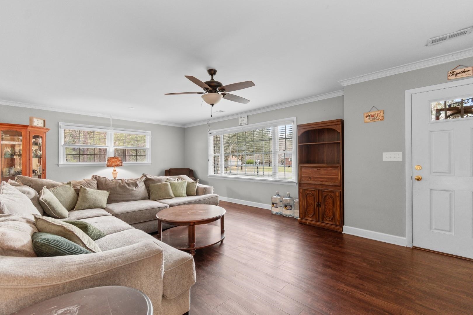 152 Busbee St. Property Photo 2