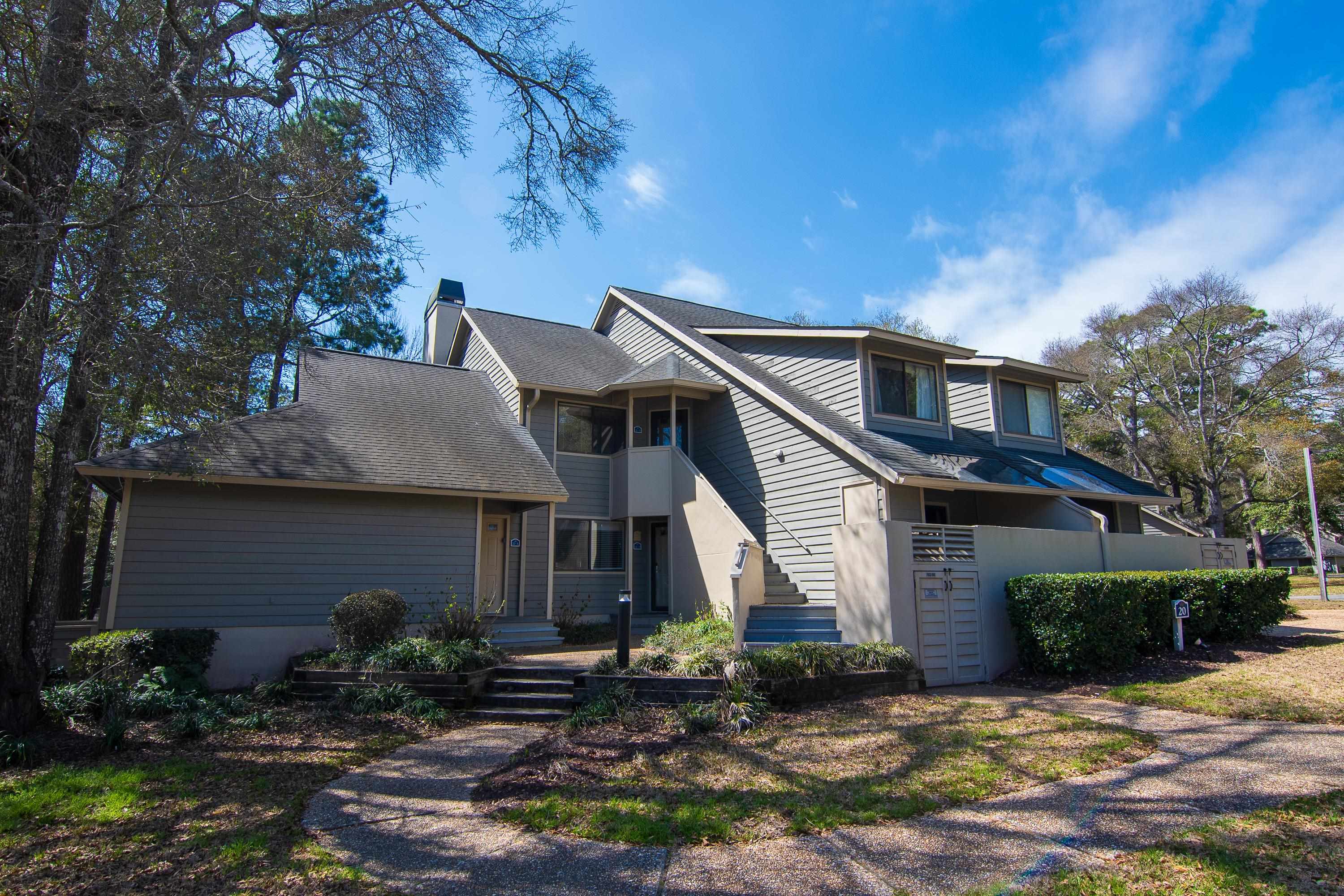 230 Westleton Dr. Property Photo 2
