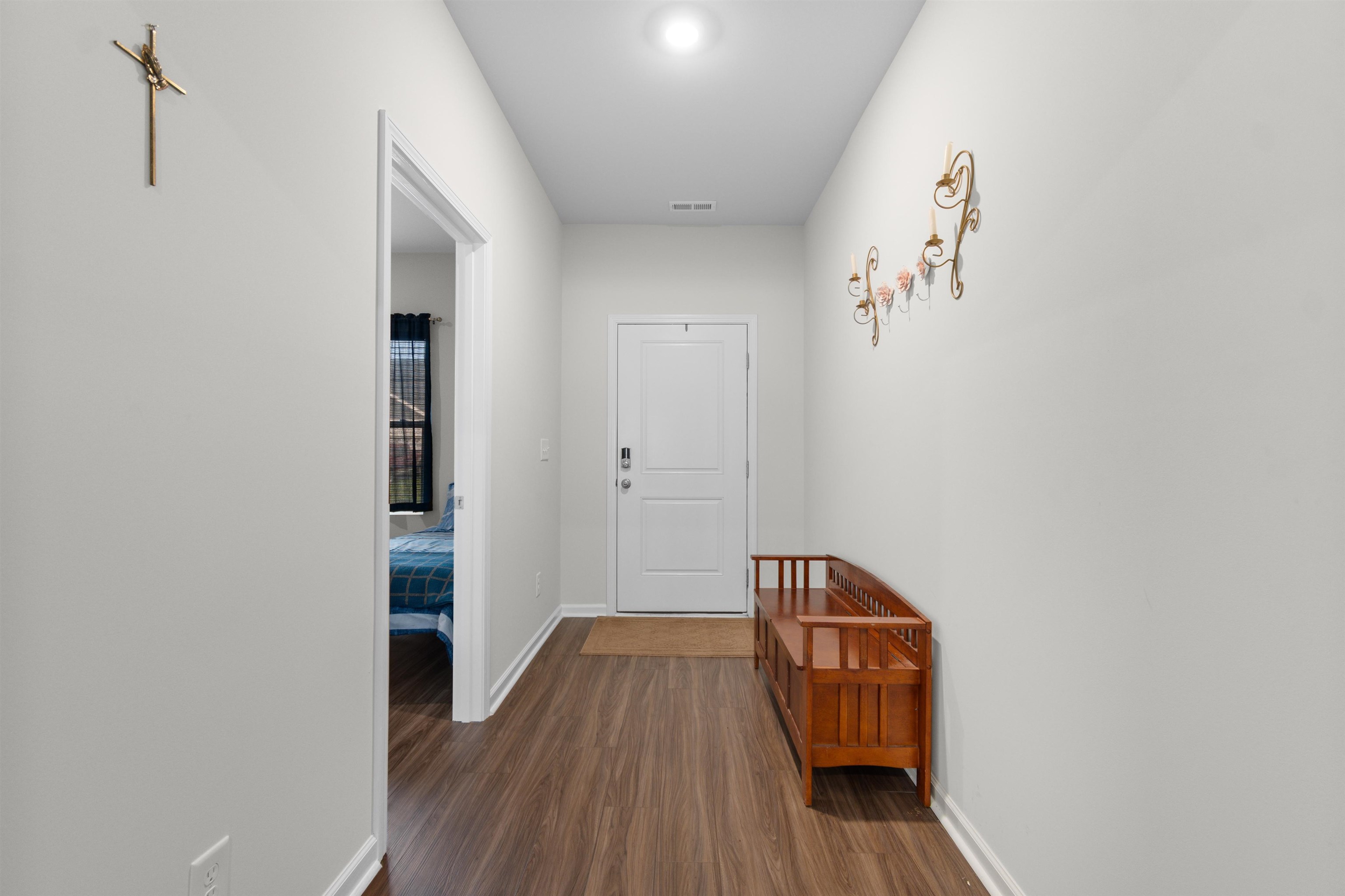 152 Wagner Cir. Property Photo 5