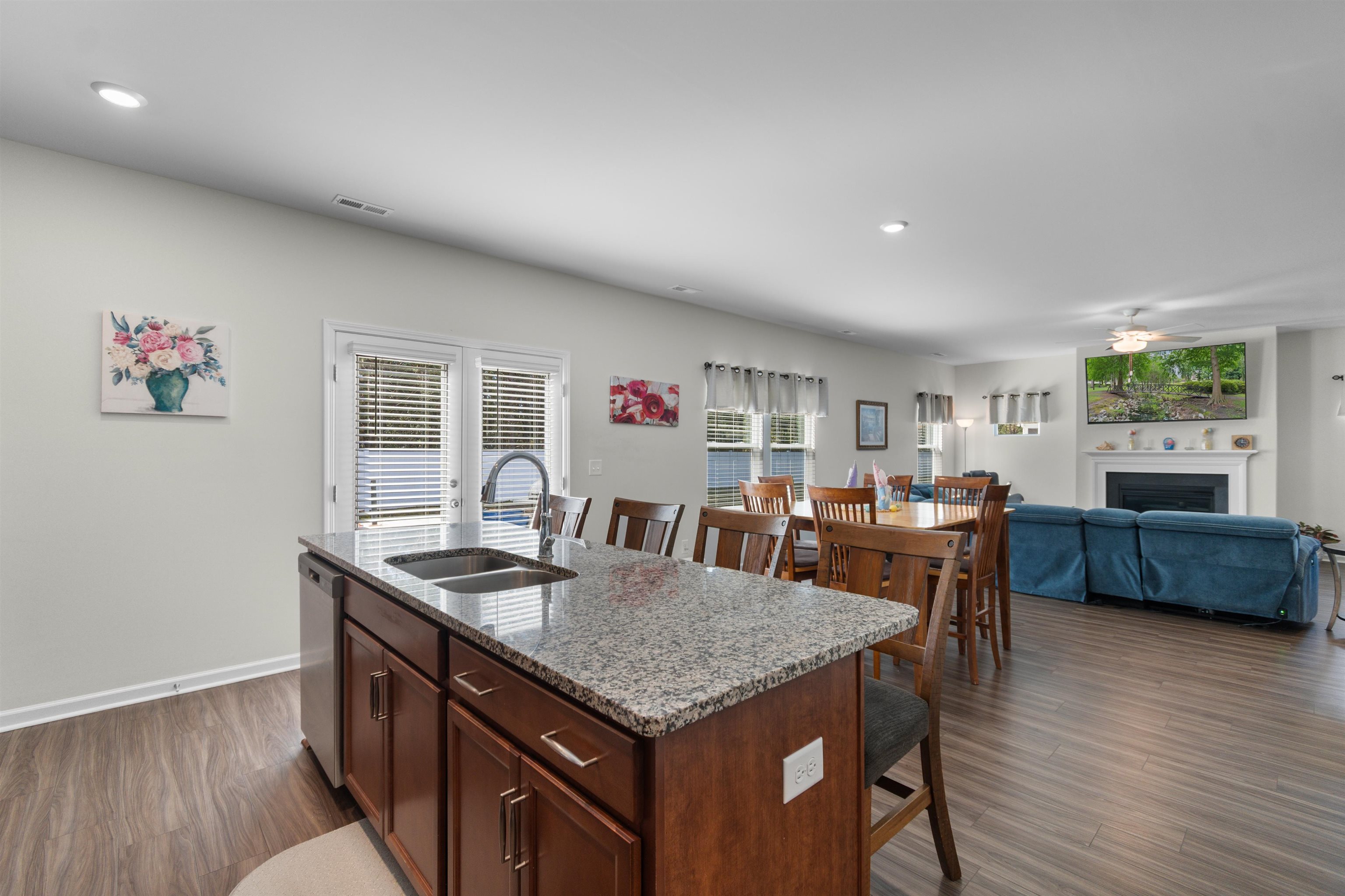 152 Wagner Cir. Property Photo 6