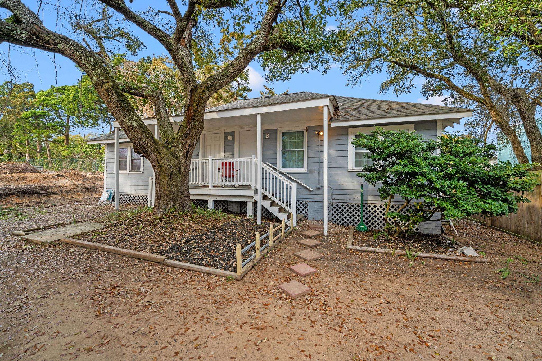 304 1st Ave. N Property Photo 5