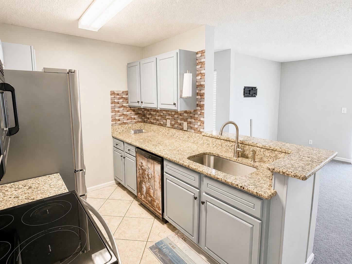 8845 Chandler Dr. Property Photo 11