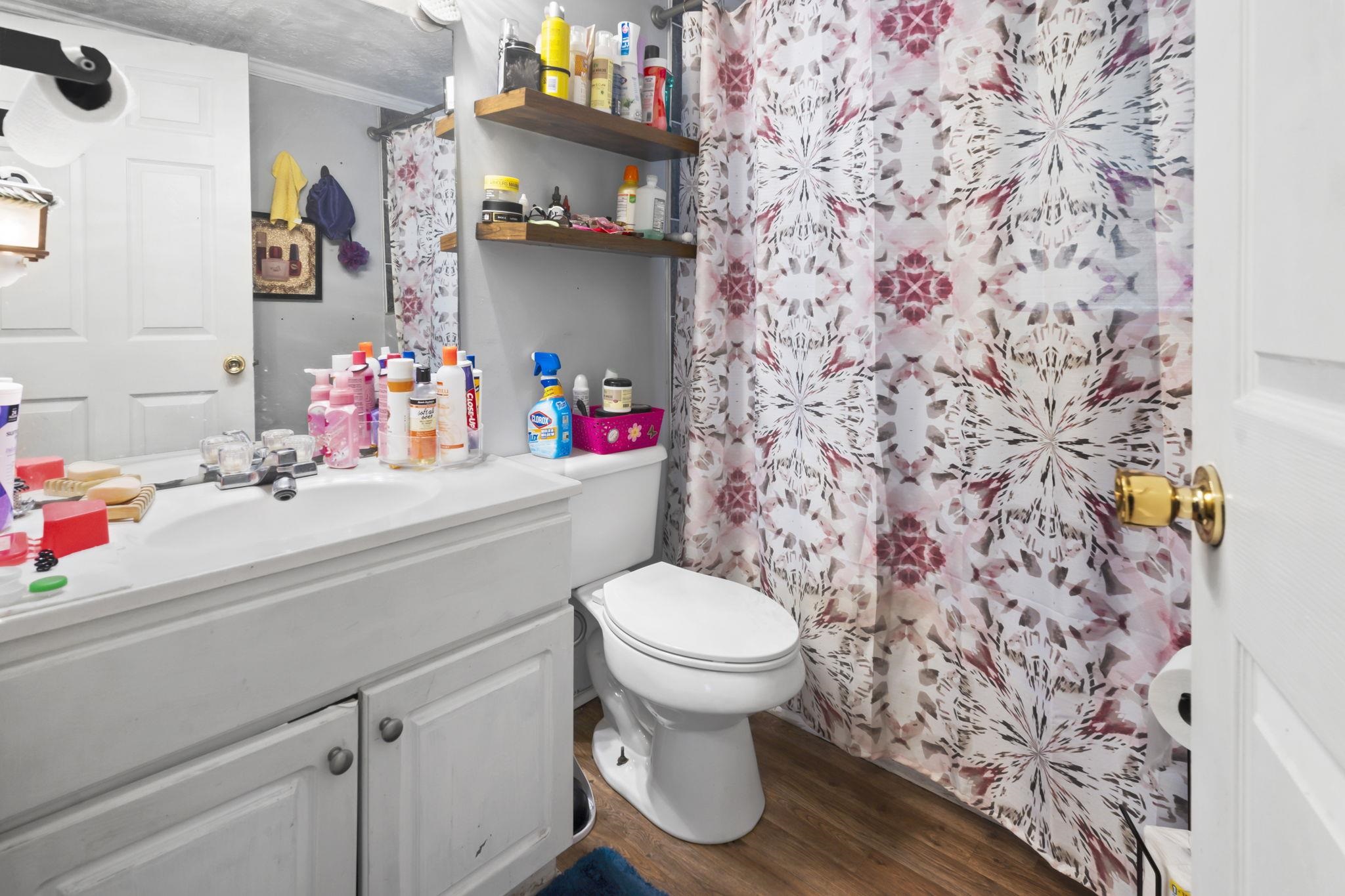 3055 Chestnut St. Property Photo 12