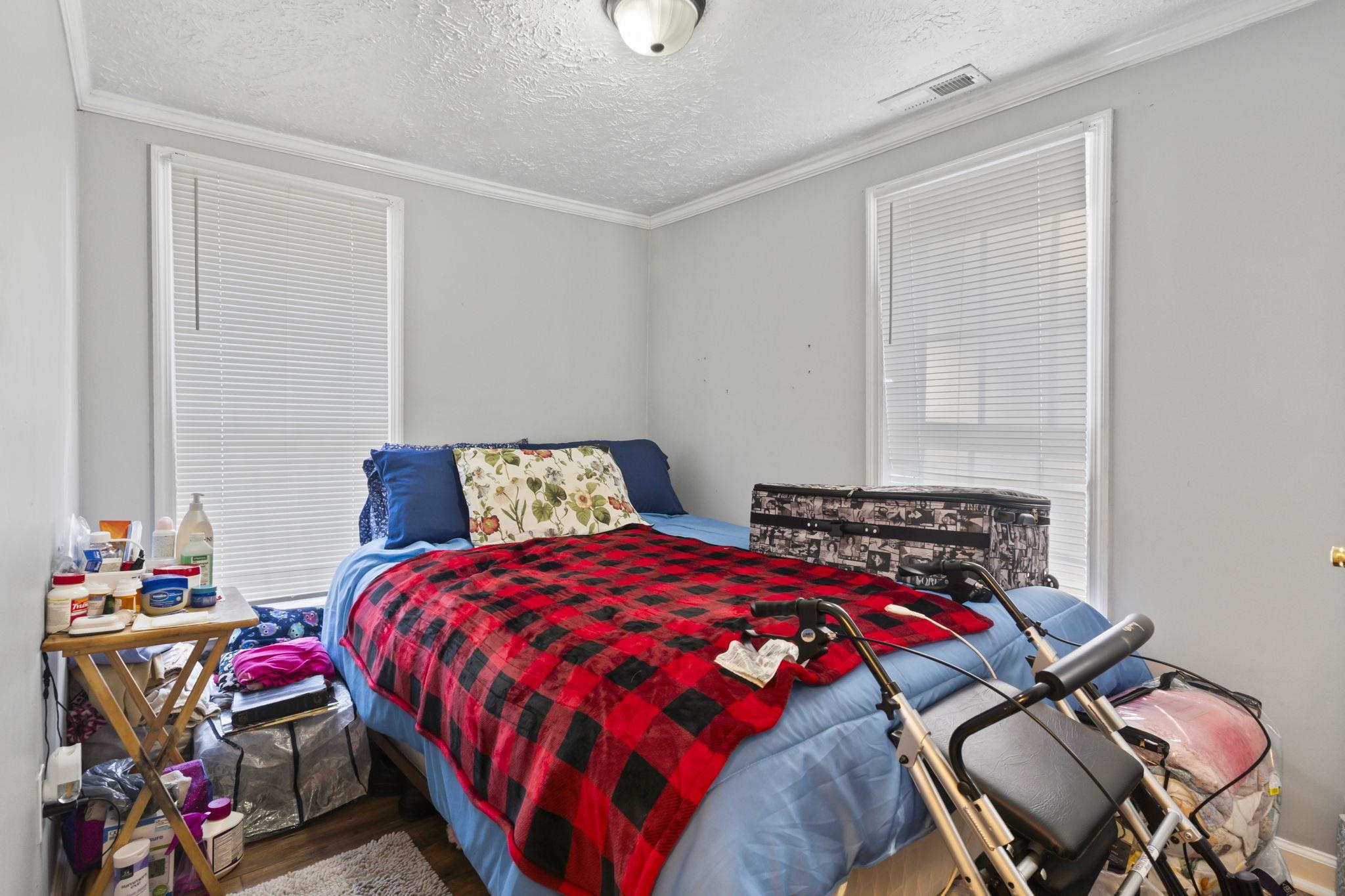 3055 Chestnut St. Property Photo 13