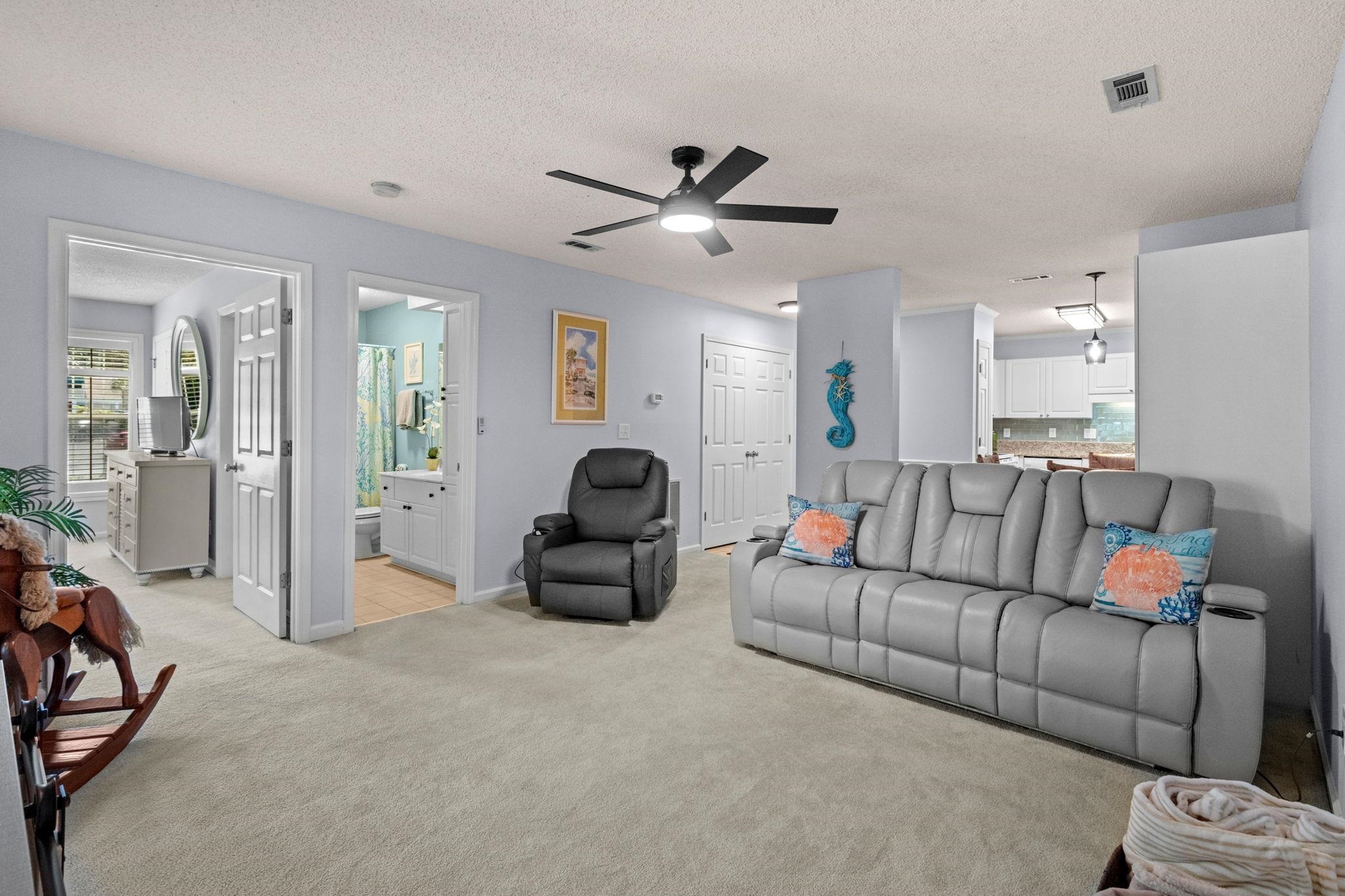 9730 Leyland Dr. Property Photo 10