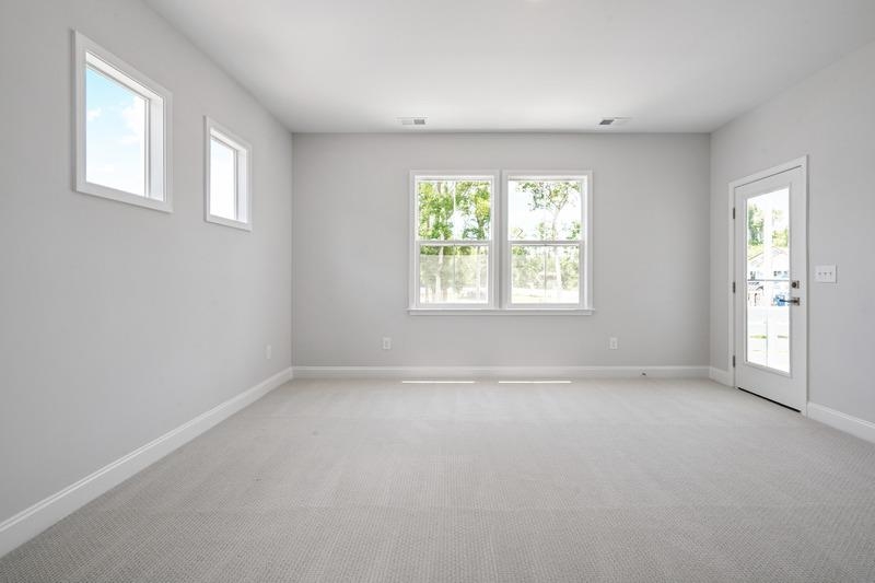 2444 Hillbourne Loop Property Photo 12