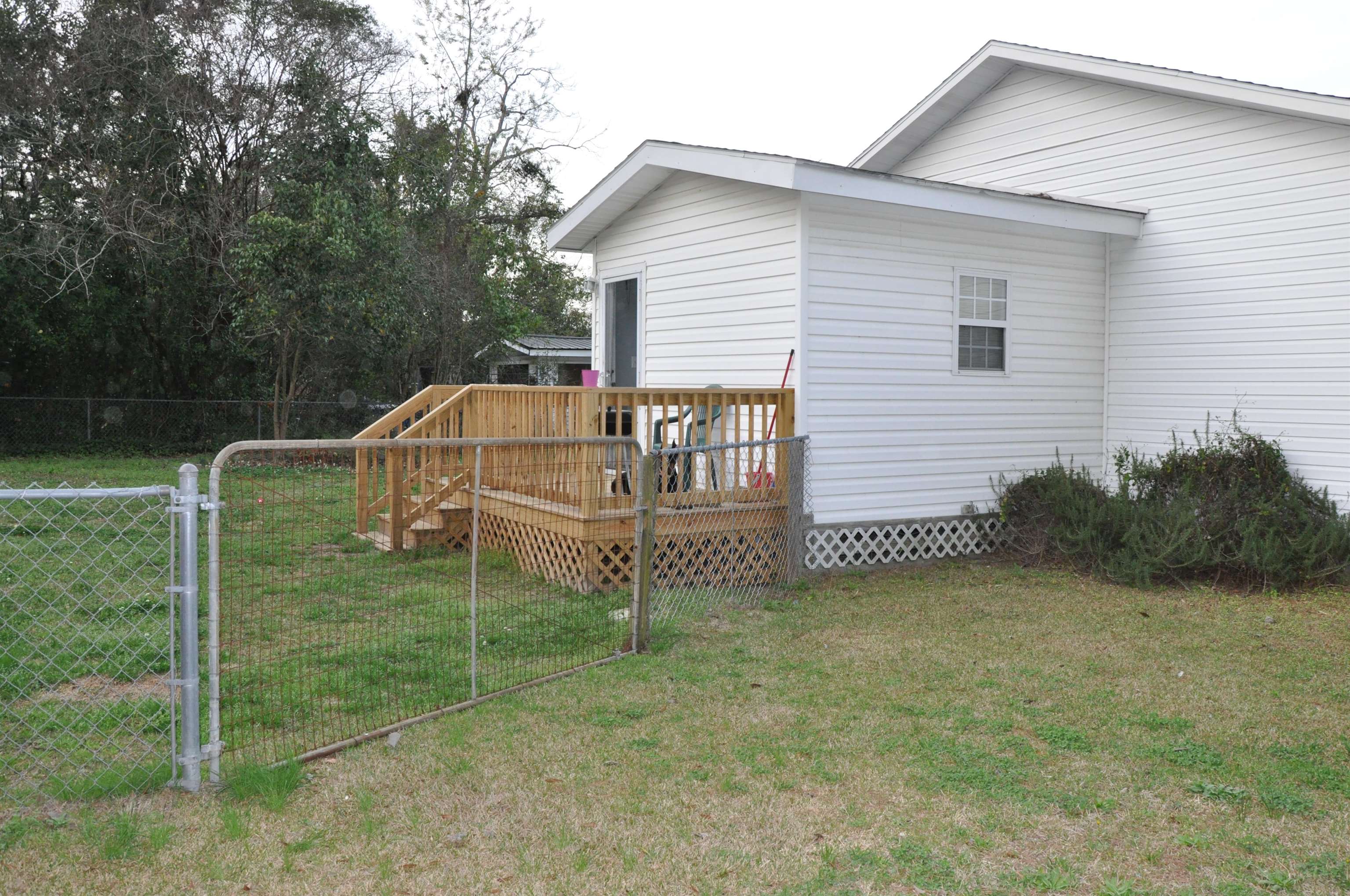 910 Sandy Bluff Rd. Property Photo 42