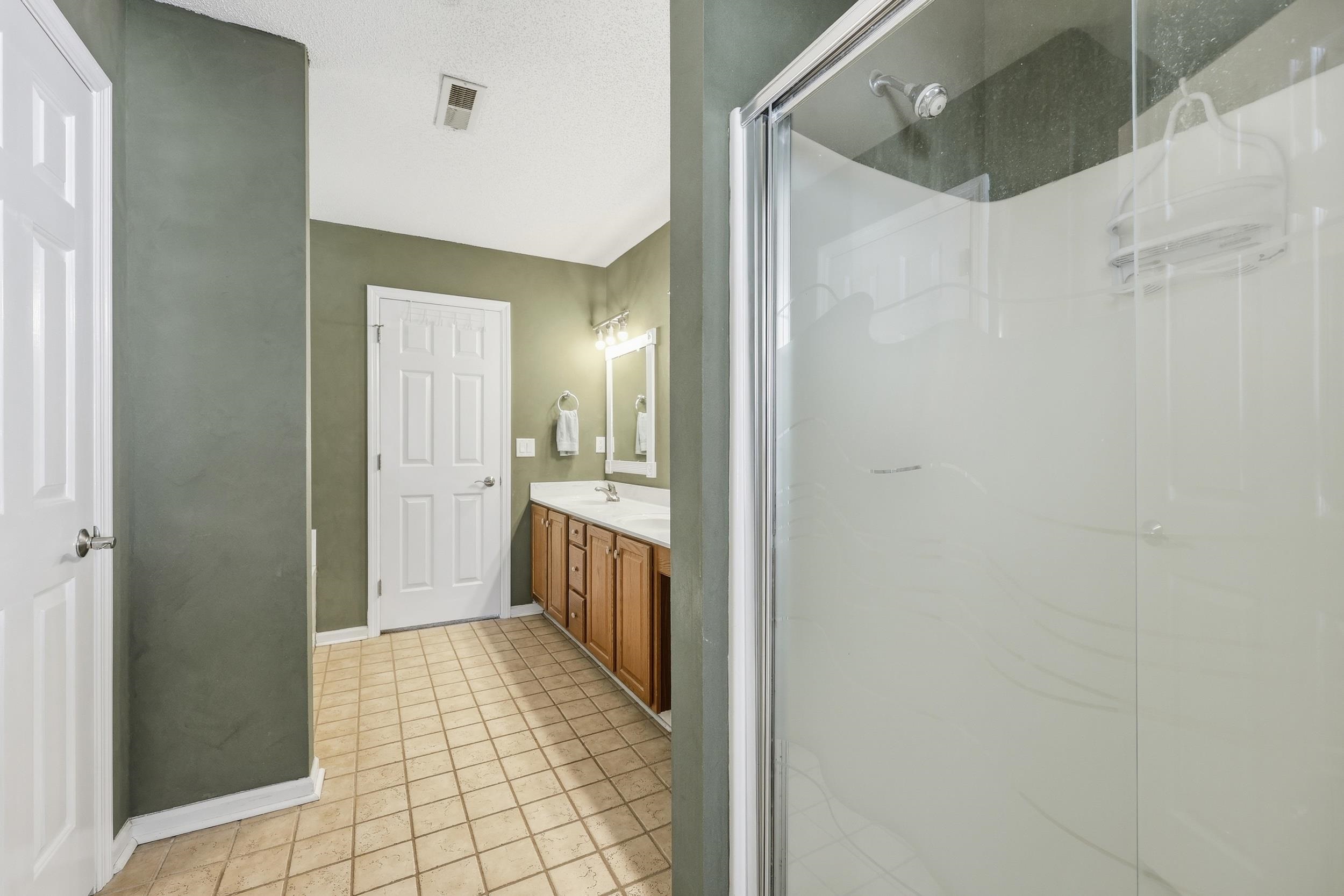 117 Edwards Ln. Property Photo 17