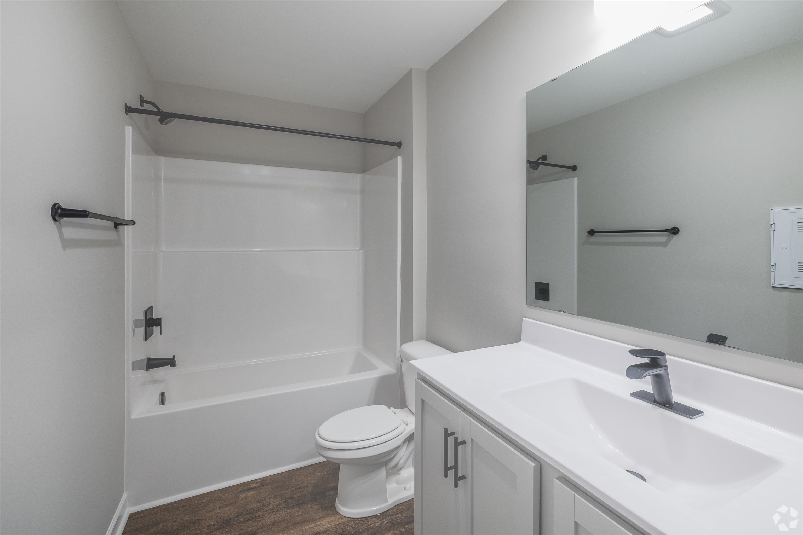 612 High River Dr. Property Photo 6