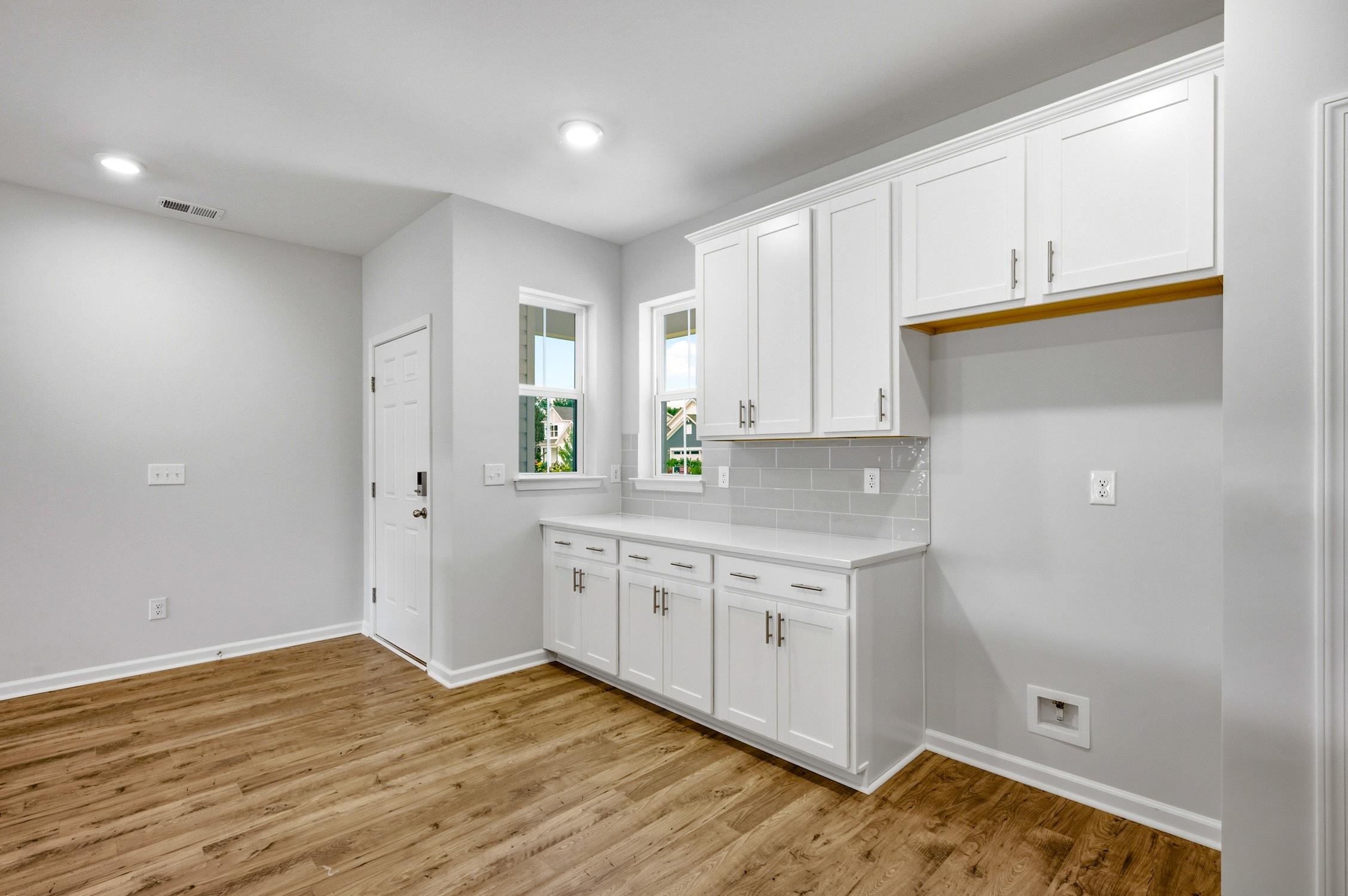 120 Buckingham Dr Property Photo 14