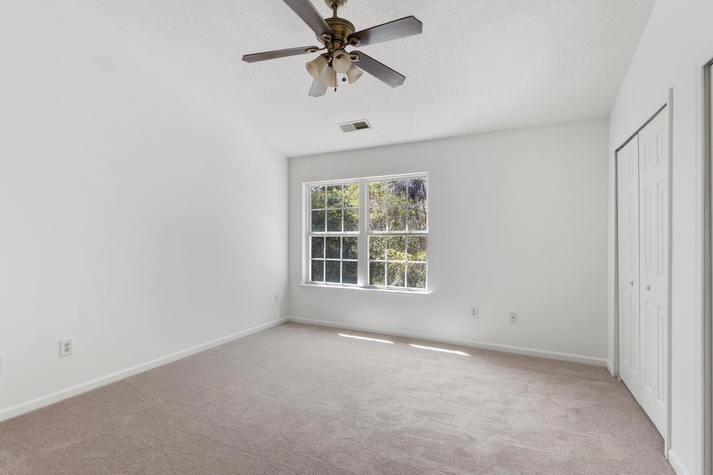 453 Seabert Rd. Property Photo 27