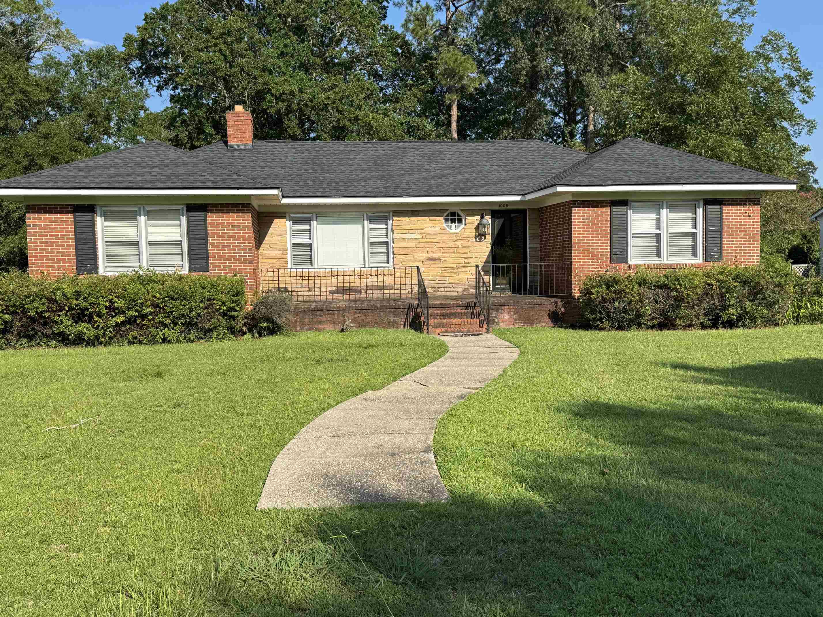 1008 N Withlacoochee Ave. Property Photo 1