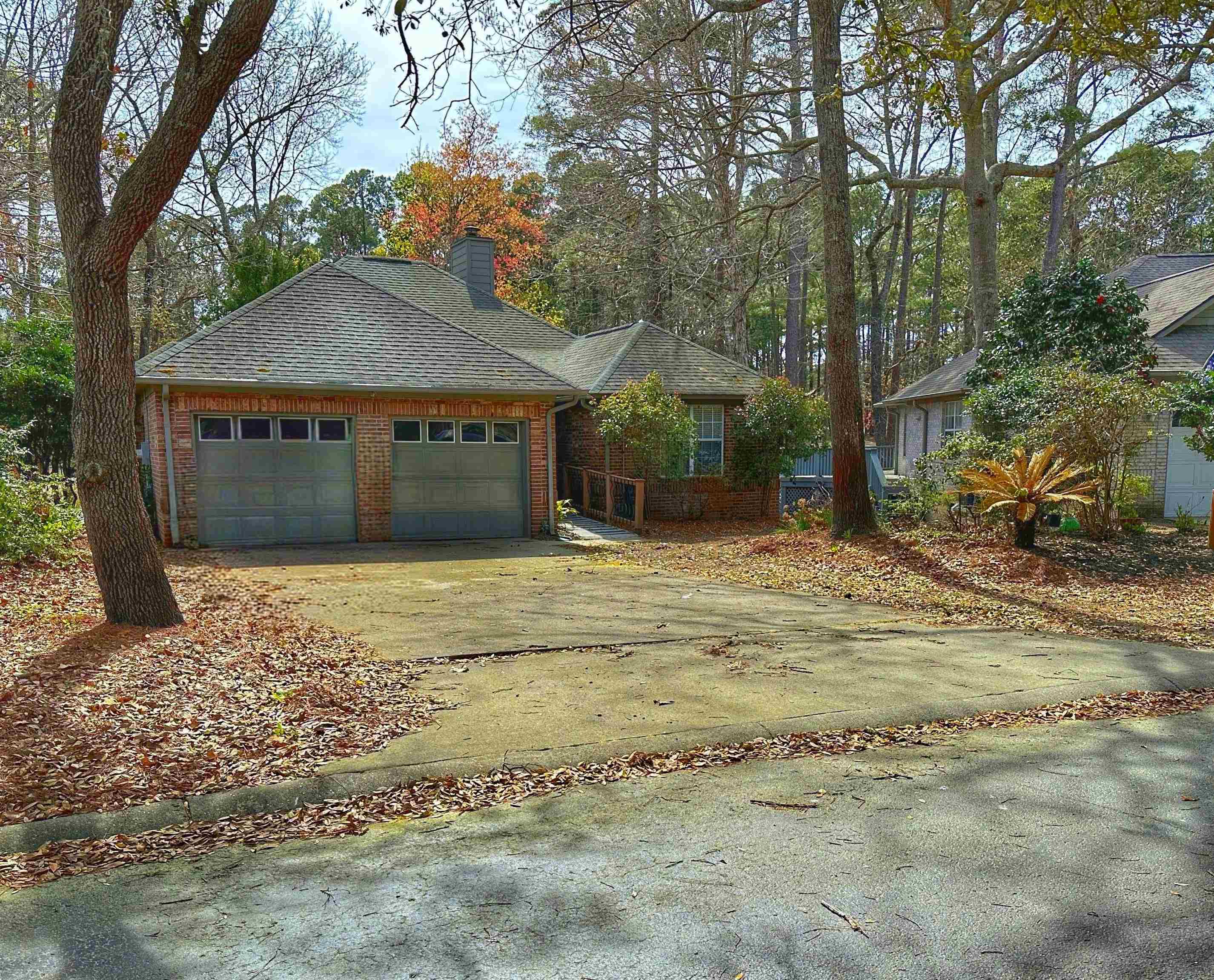 3174 River Bluff Ln. Property Photo 2