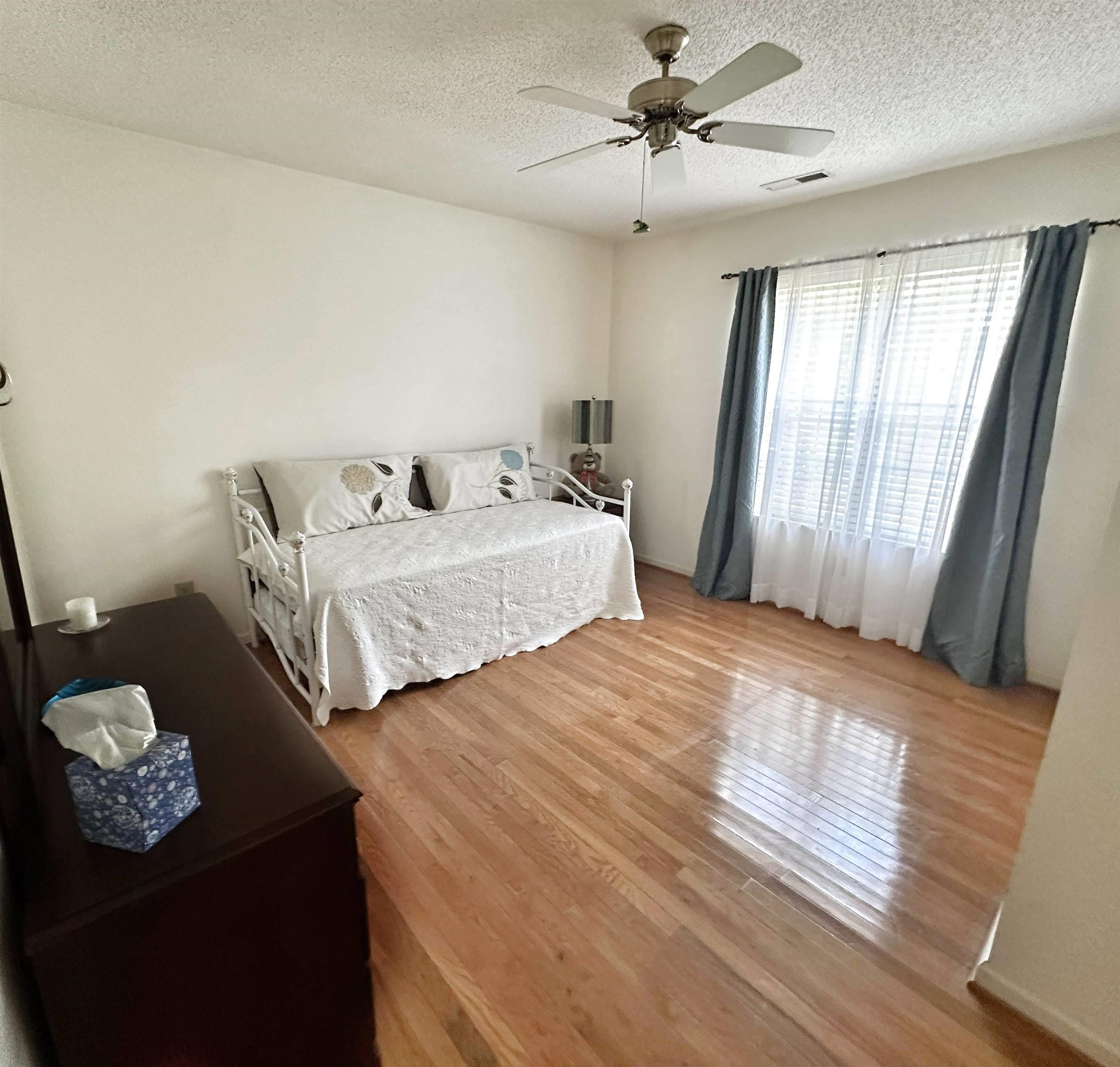 3174 River Bluff Ln. Property Photo 9