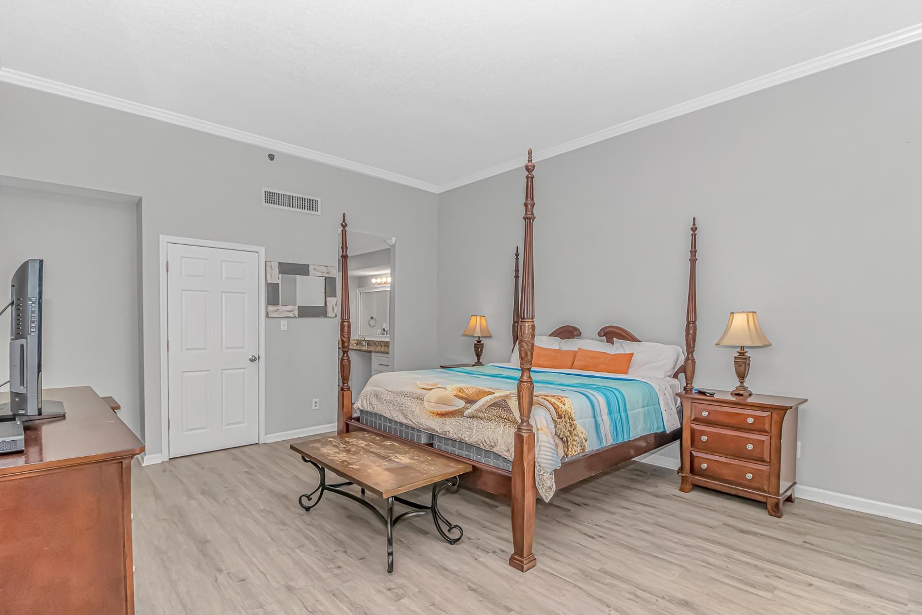 5523 N Ocean Blvd. Property Photo 27