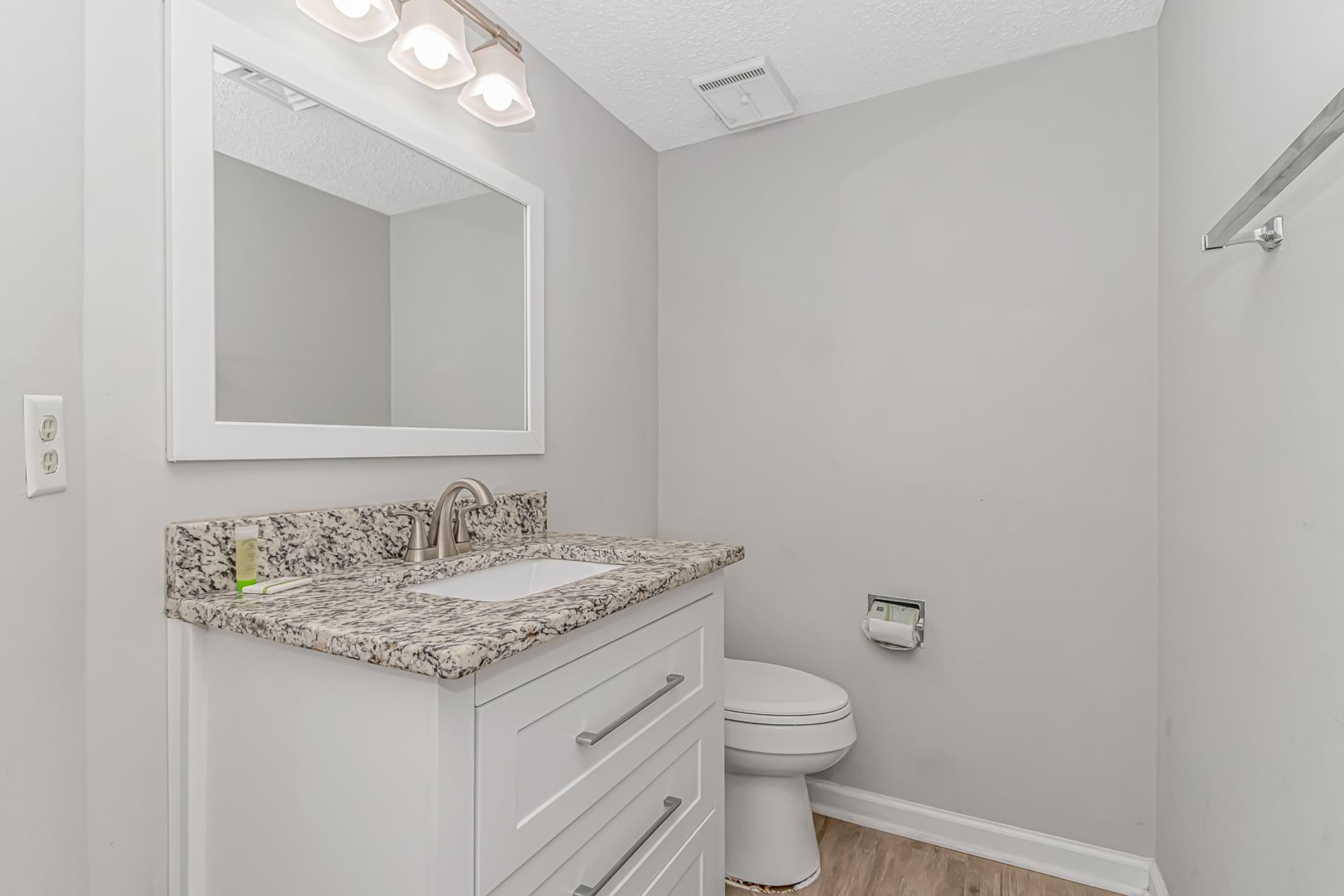 5523 N Ocean Blvd. Property Photo 36