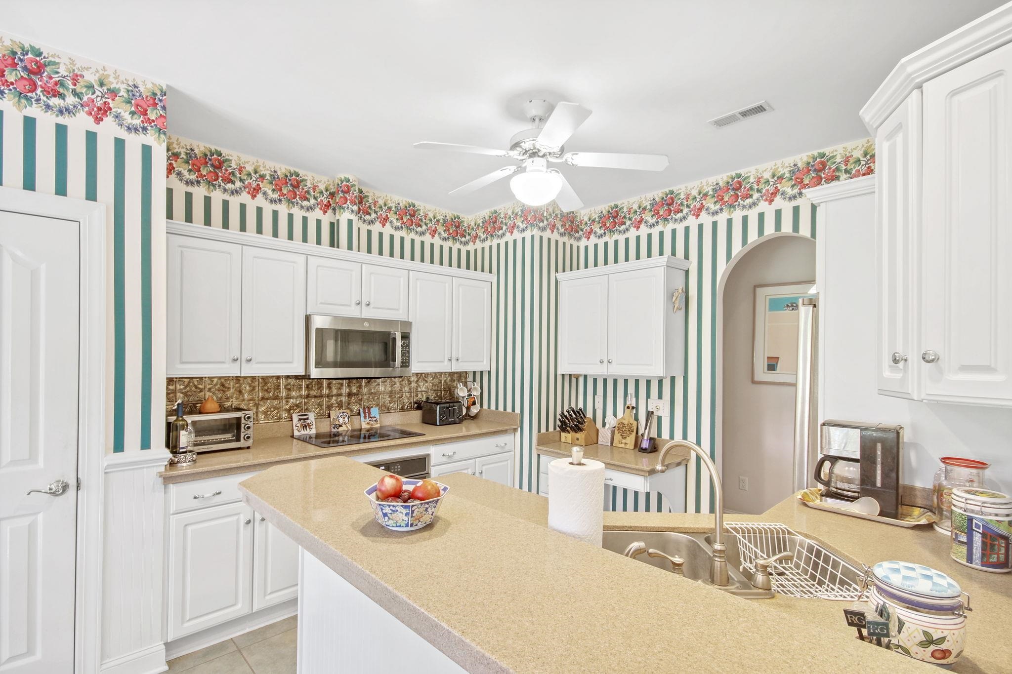 75 Haig Ct. Property Photo 17