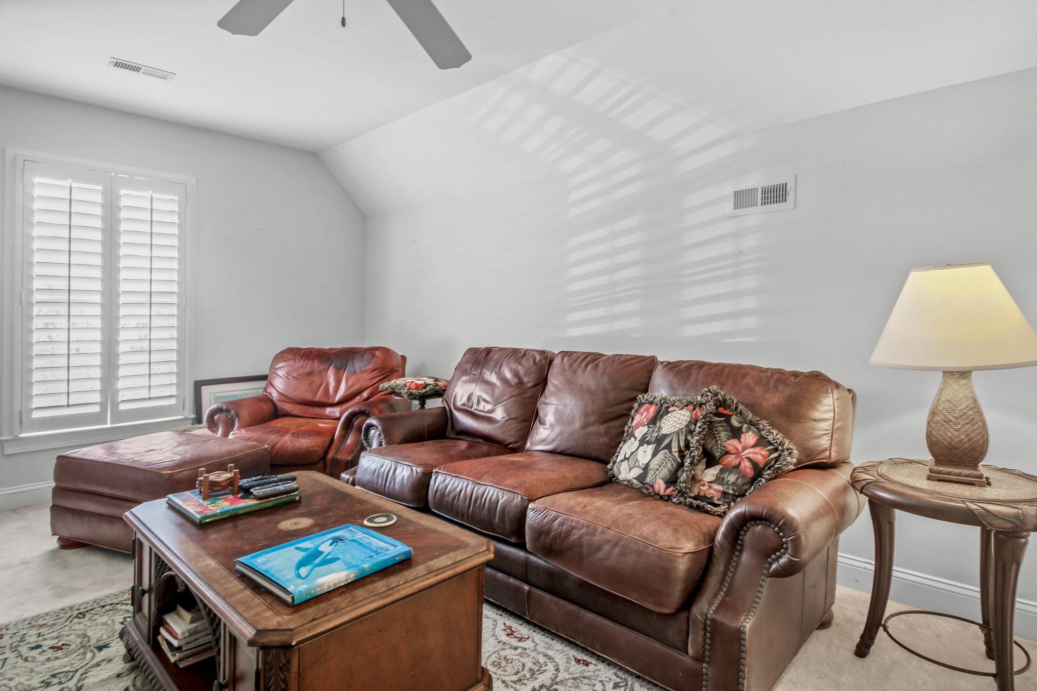 75 Haig Ct. Property Photo 34