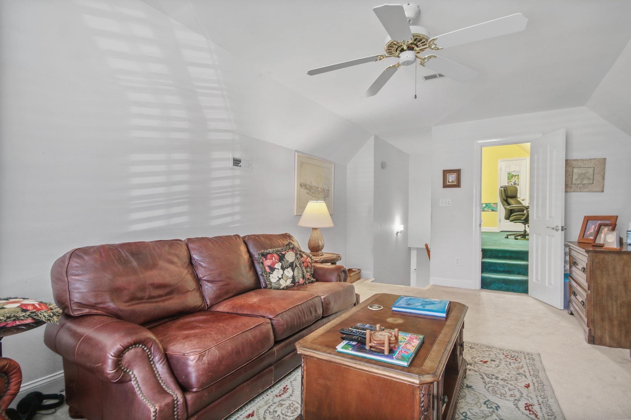 75 Haig Ct. Property Photo 37