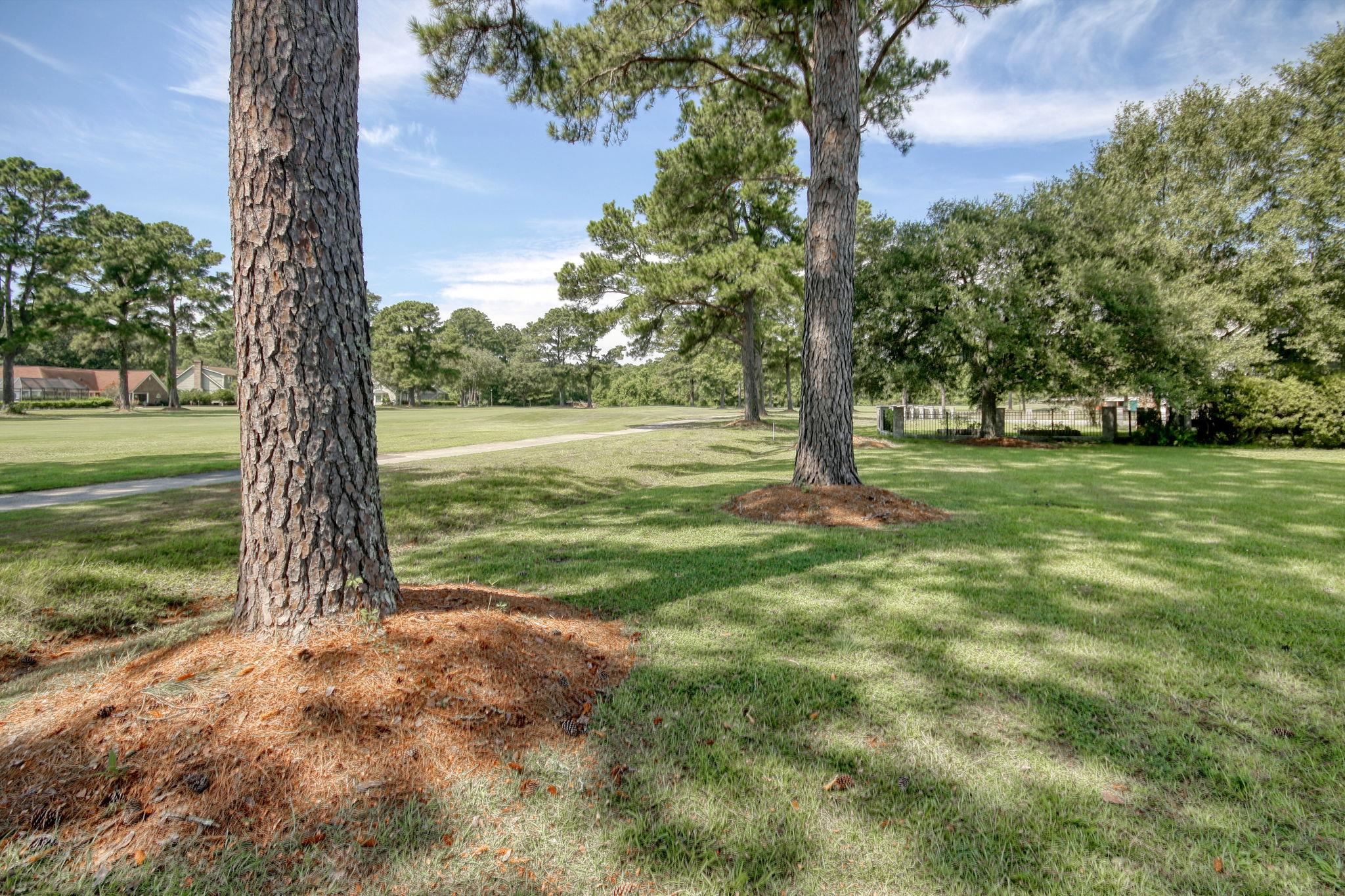 75 Haig Ct. Property Photo 46