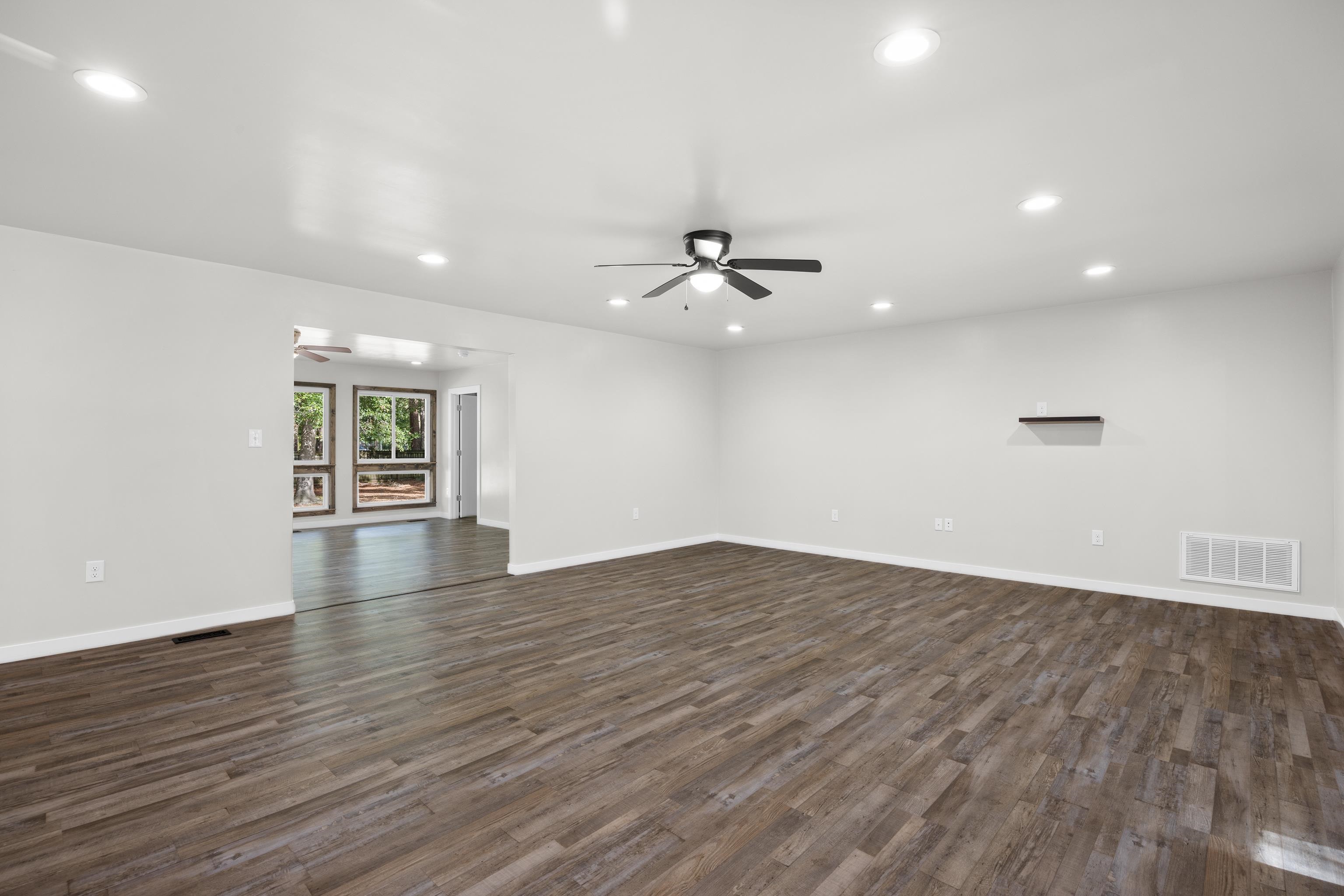 103 Wofford Ln. Property Photo 18