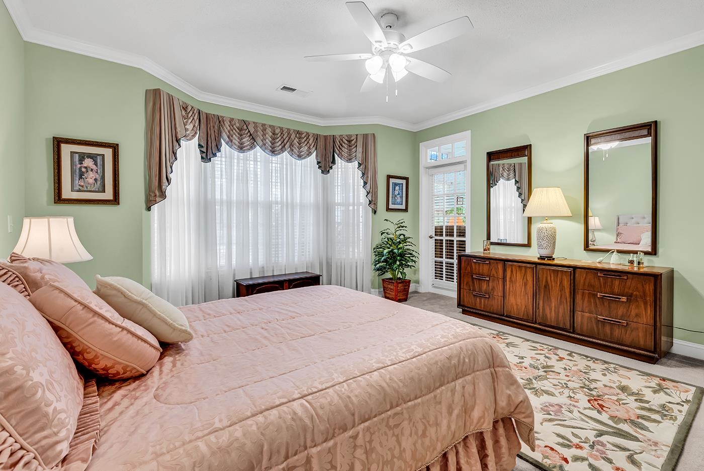 606 Trawler Bay Ct. Property Photo 8