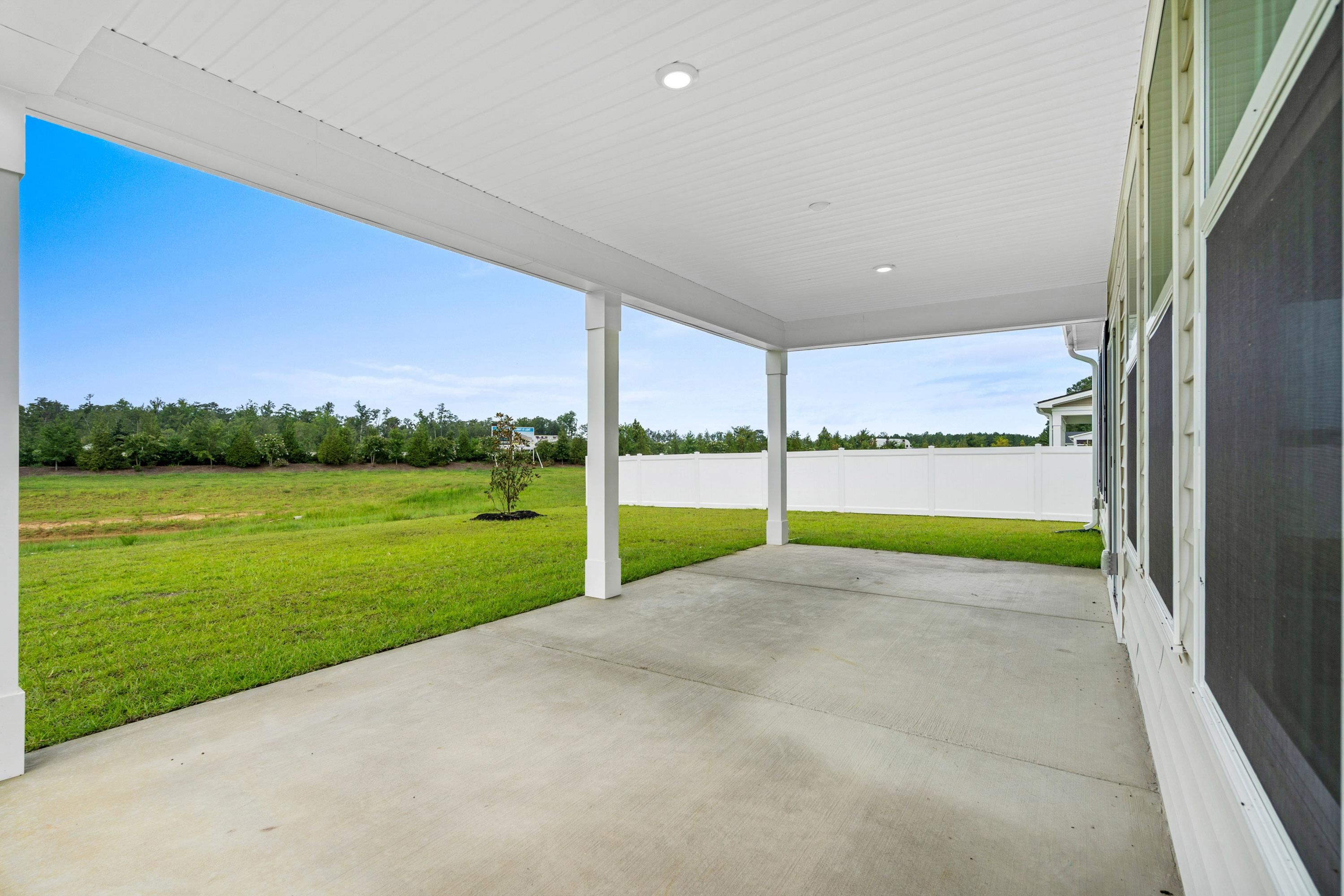 239 Letha Dr Property Photo 23