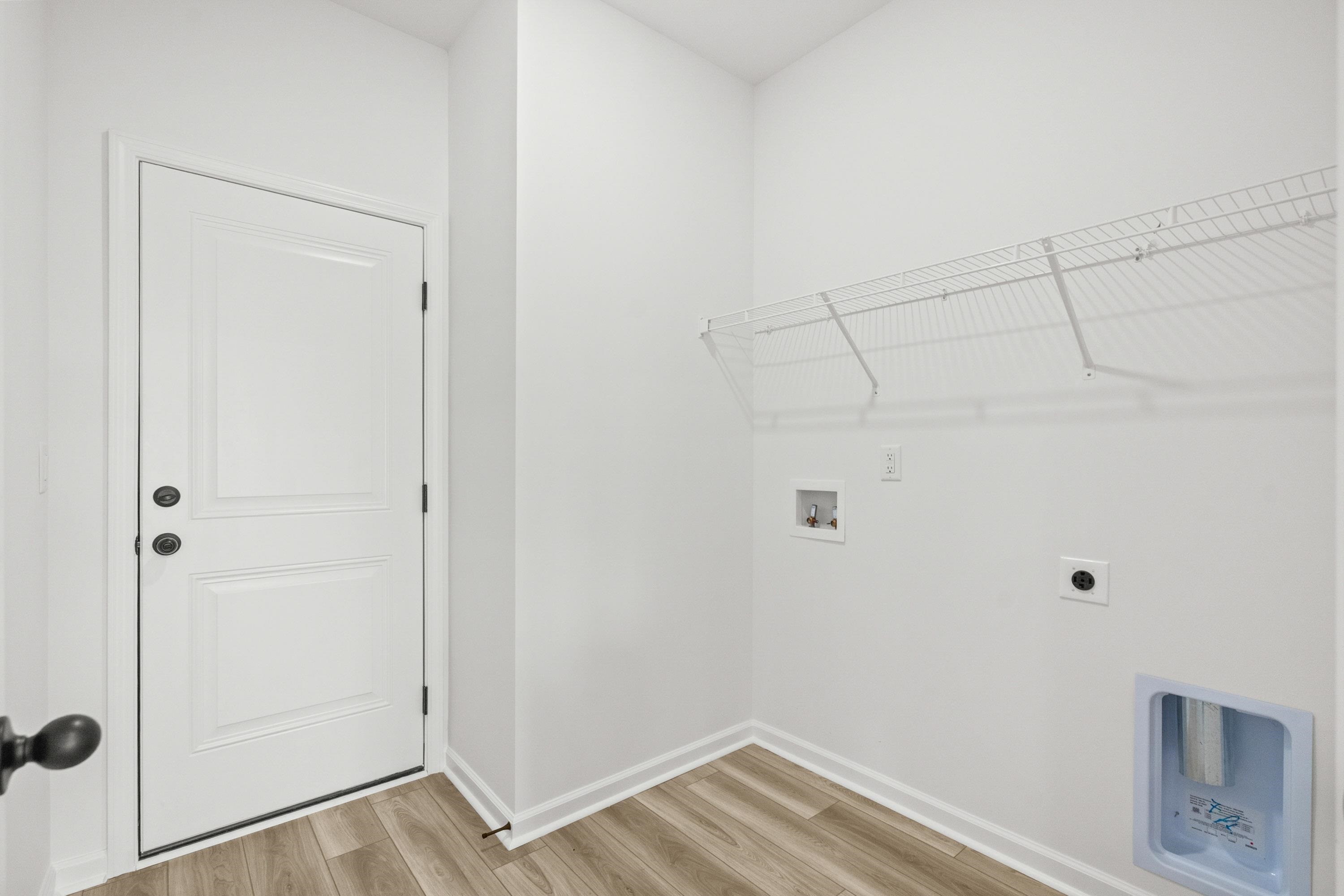 239 Letha Dr Property Photo 36