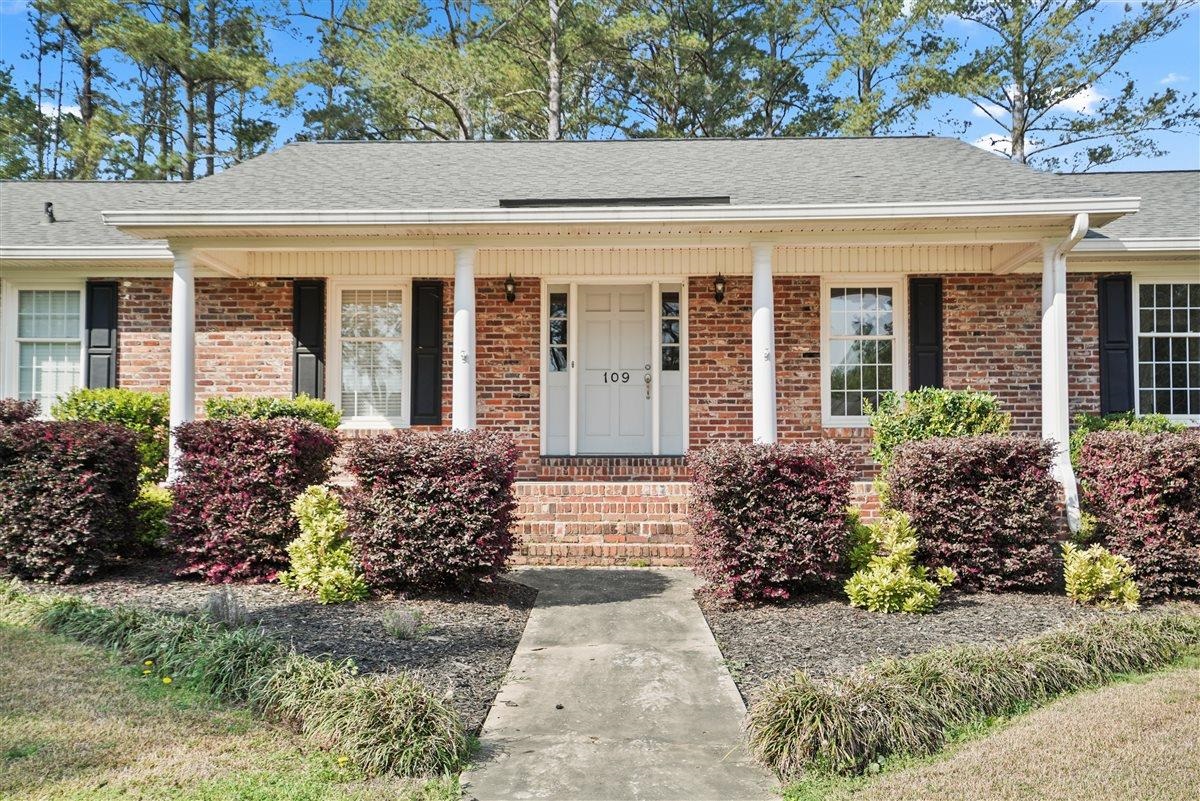 109 Mason Dr. Property Photo 2