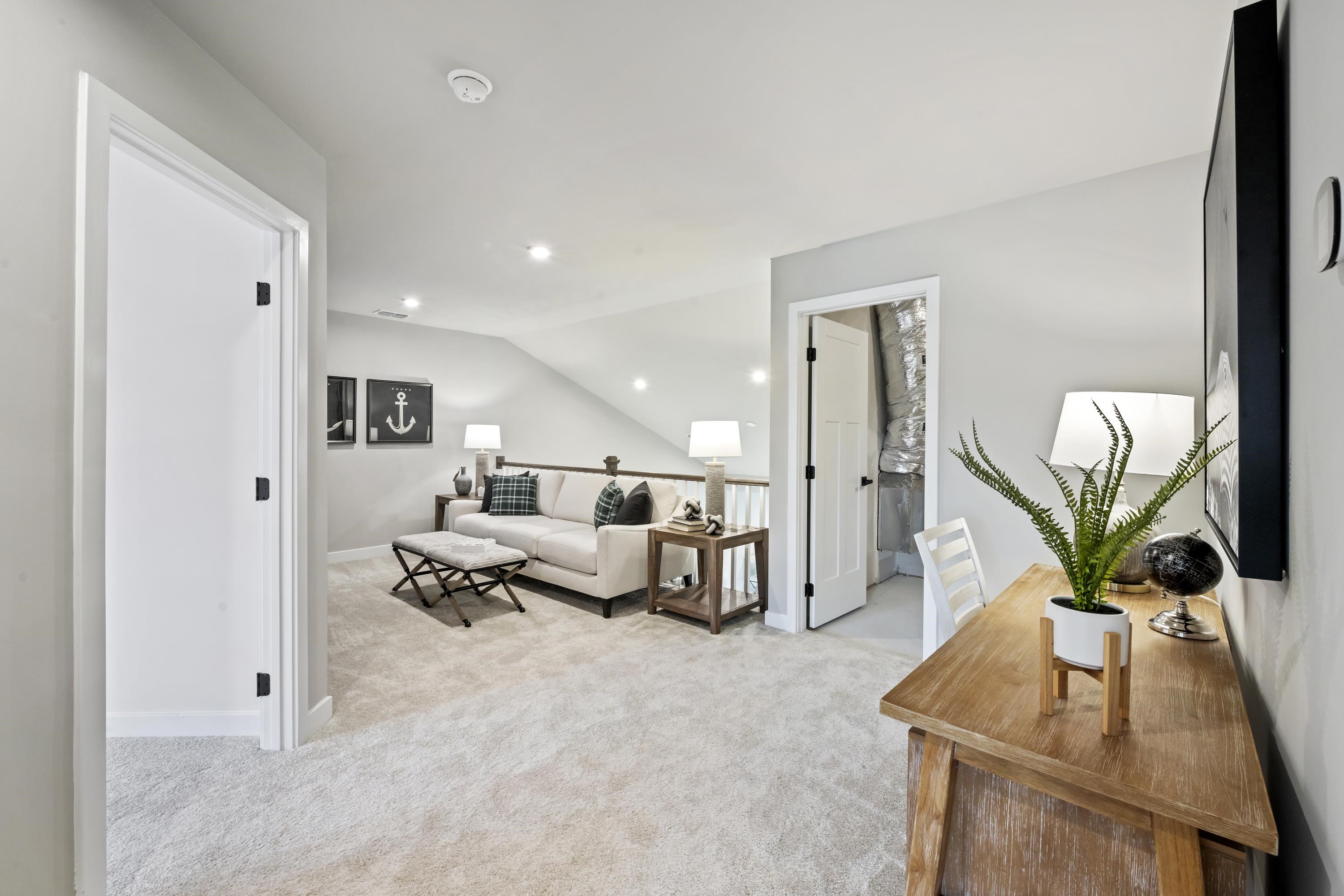 8804 Arcadius Dr Property Photo 15