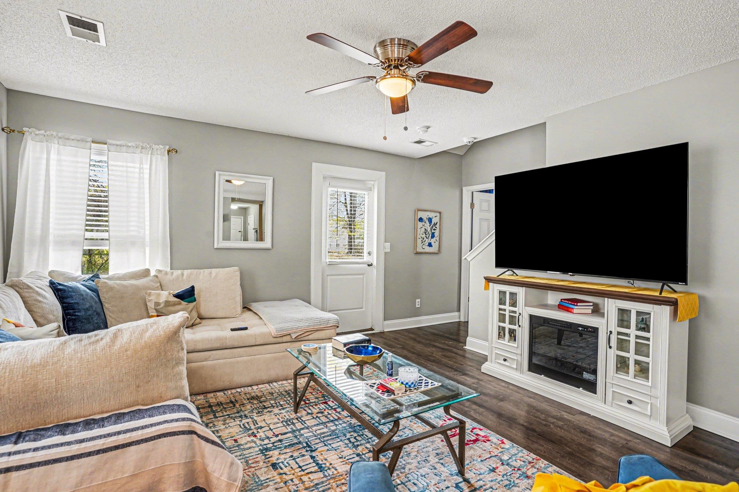 125 Bellegrove Dr. Property Photo 15