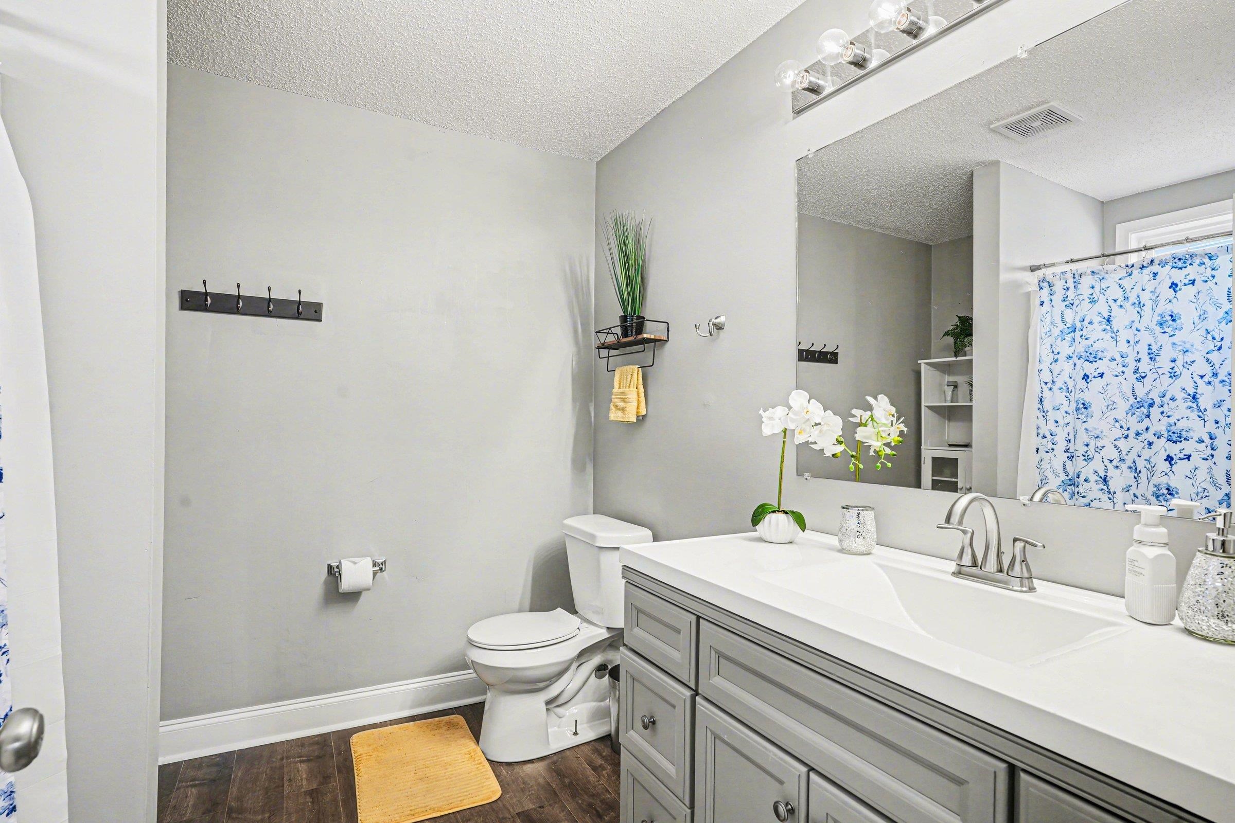 125 Bellegrove Dr. Property Photo 18
