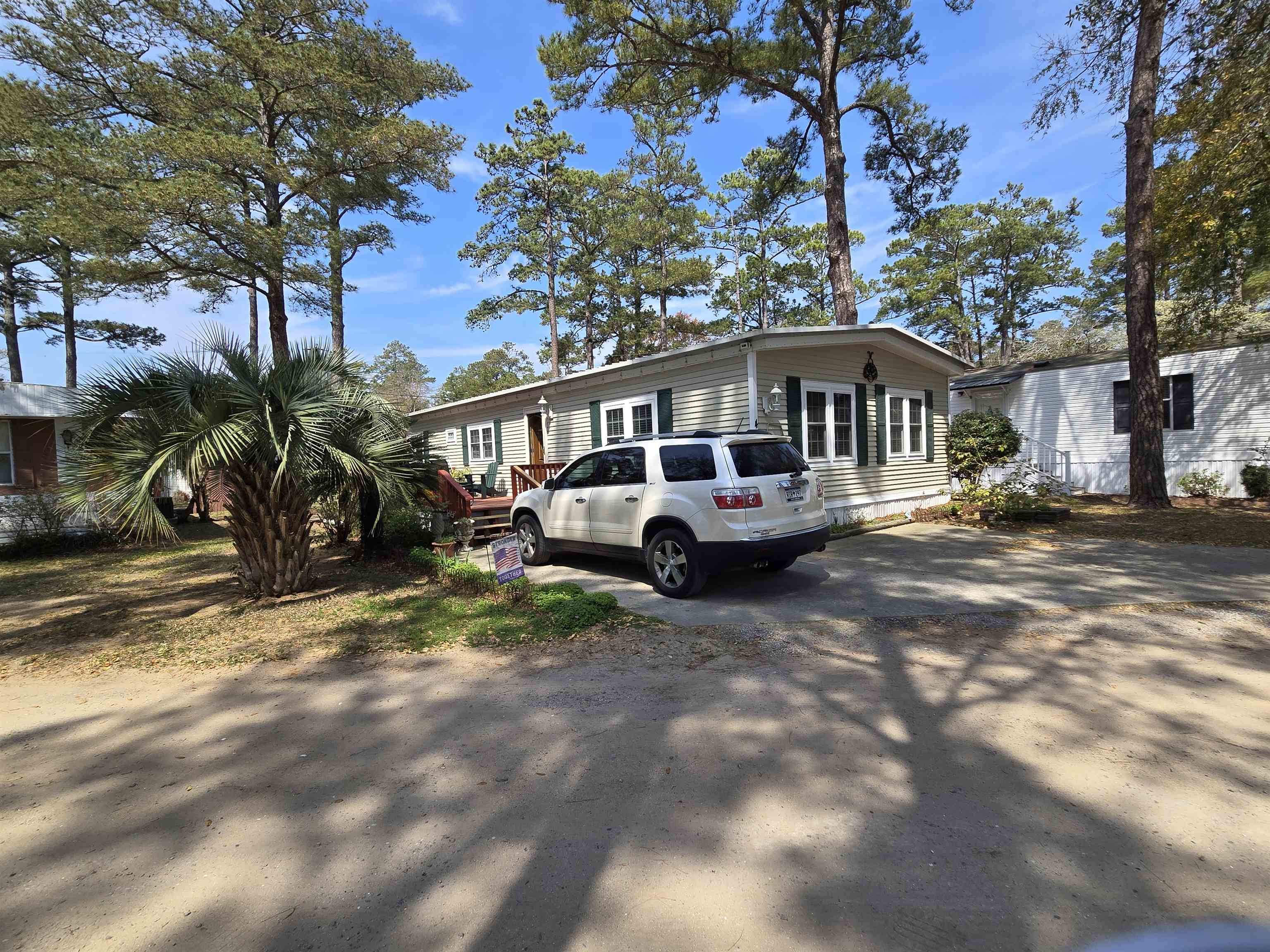 420 Delton Dr. Property Photo 4