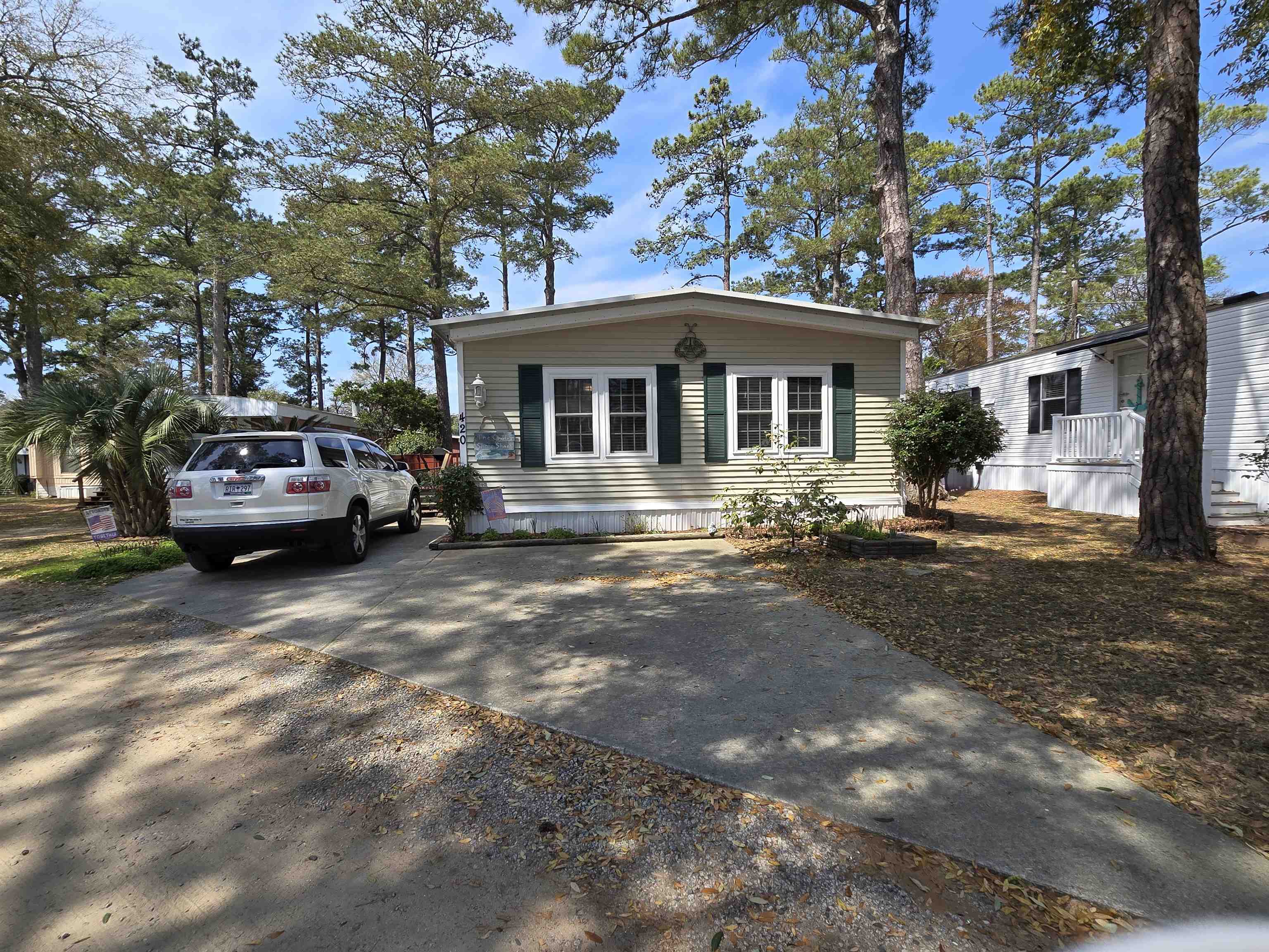 420 Delton Dr. Property Photo 8