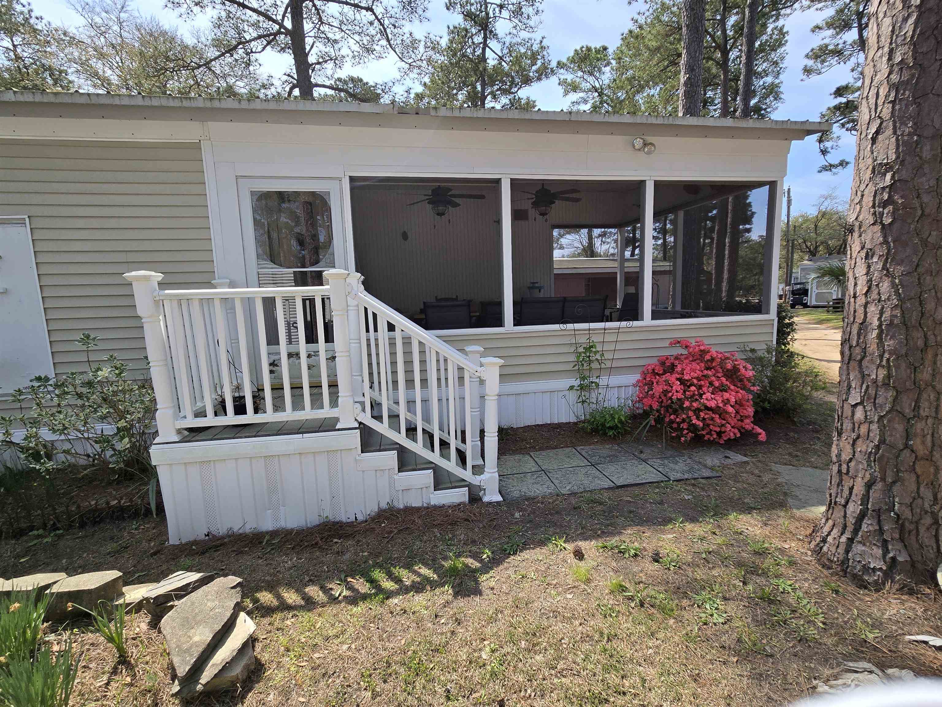 420 Delton Dr. Property Photo 31
