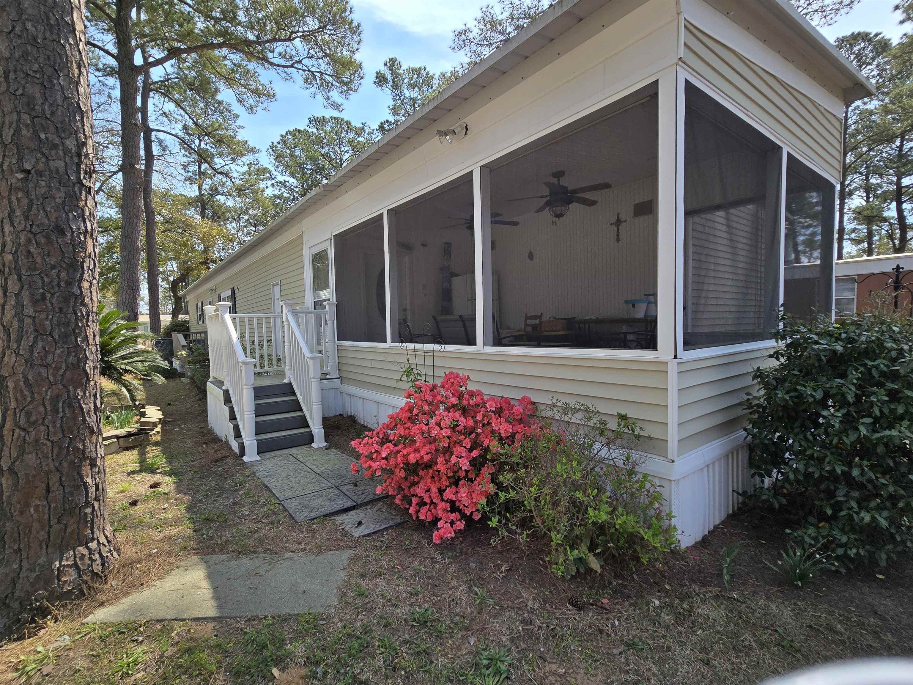 420 Delton Dr. Property Photo 32