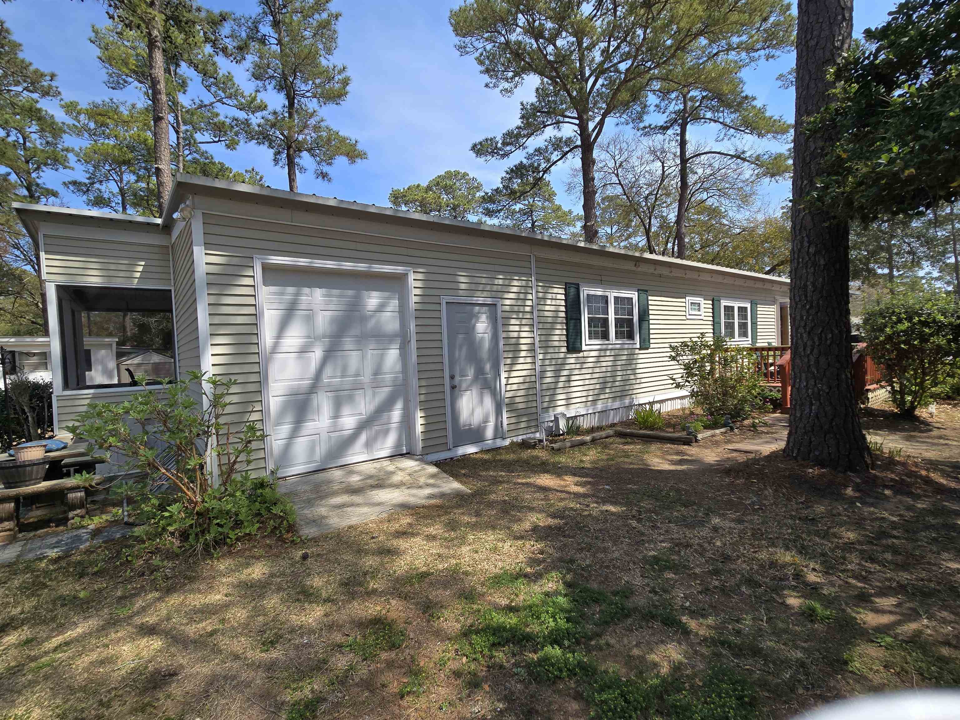 420 Delton Dr. Property Photo 34