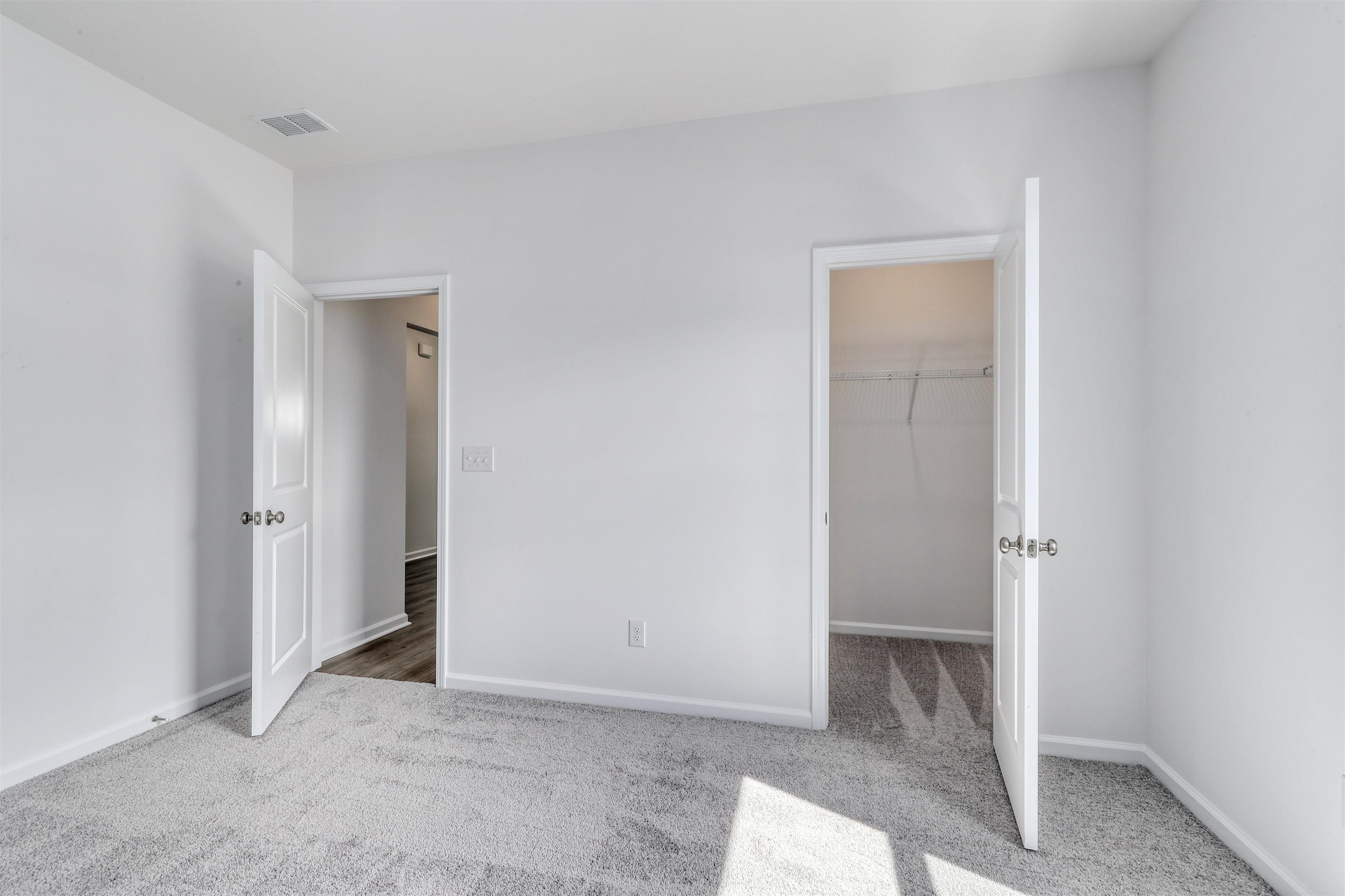 431 Atamasco Ct. Property Photo 28