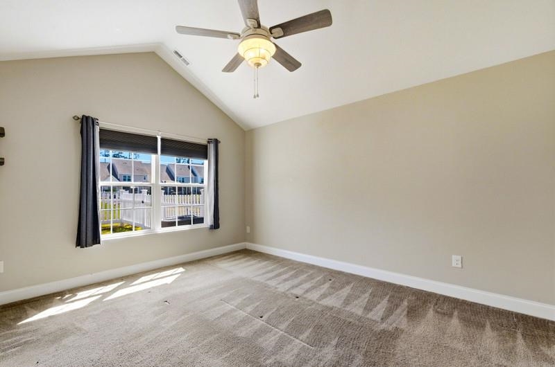 401 Rustic Ct. Property Photo 9