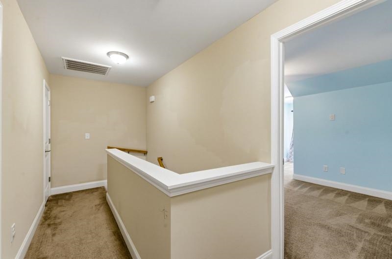 401 Rustic Ct. Property Photo 25