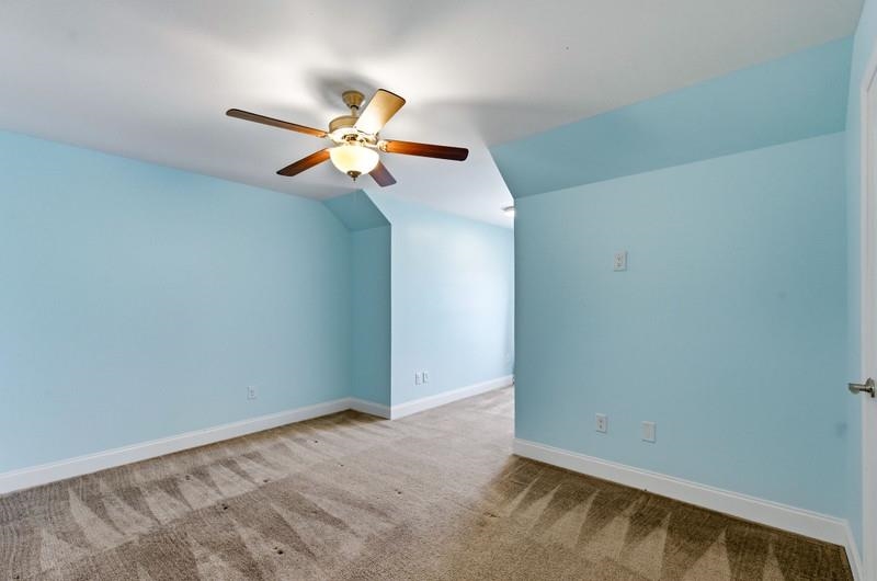 401 Rustic Ct. Property Photo 26