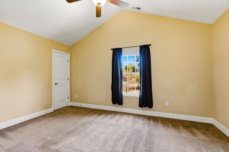 401 Rustic Ct. Property Photo 28