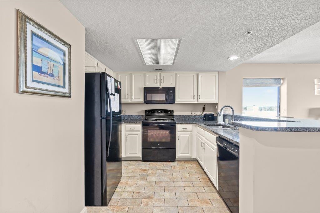 201 74th Ave. N Property Photo 11