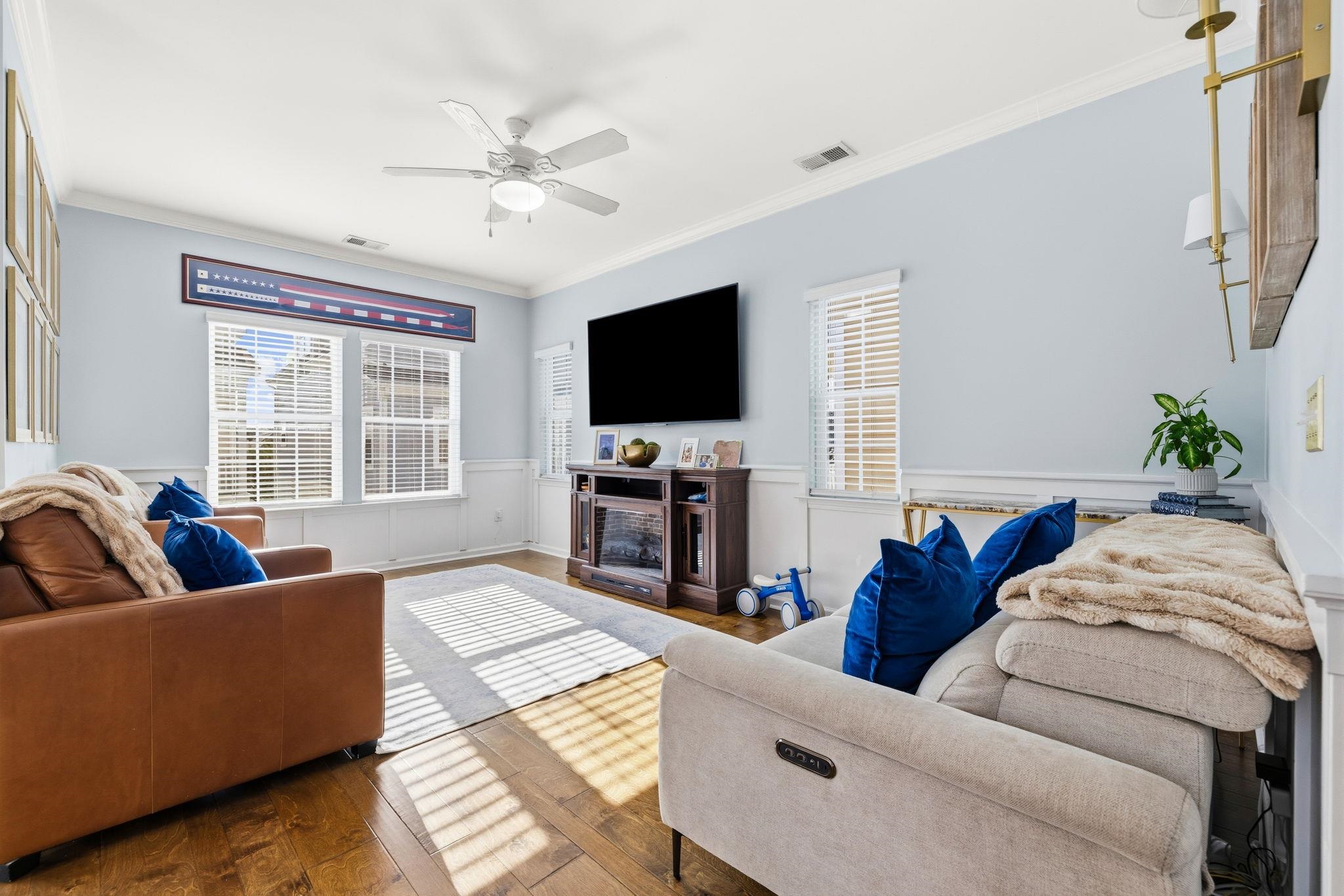 138 Marblehead Ct. Property Photo 8