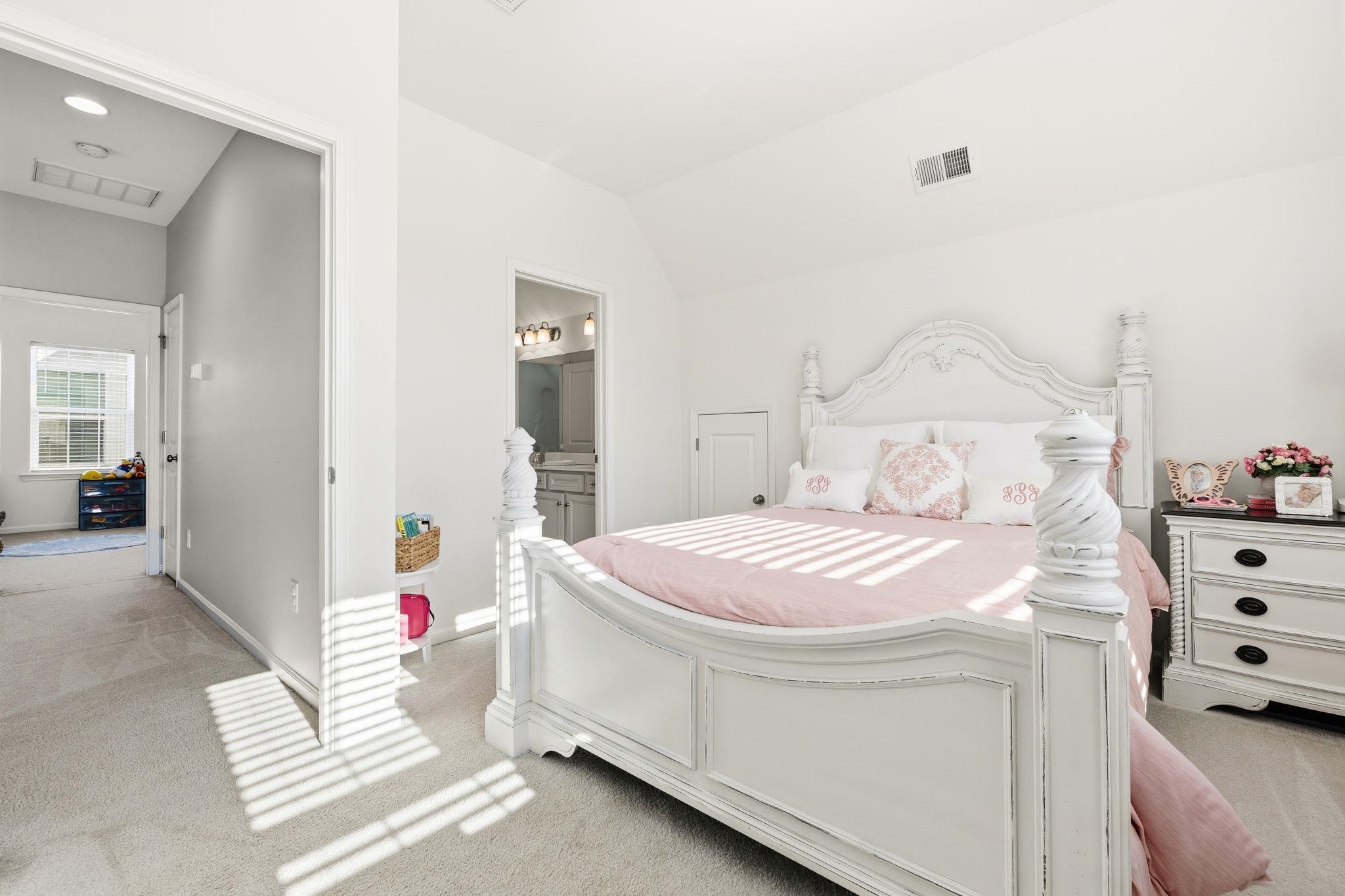 138 Marblehead Ct. Property Photo 27
