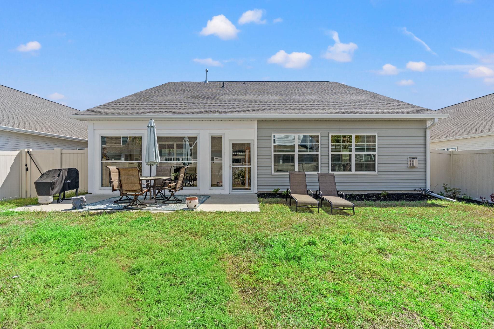 2037 Great Blue Heron Dr. Property Photo 25