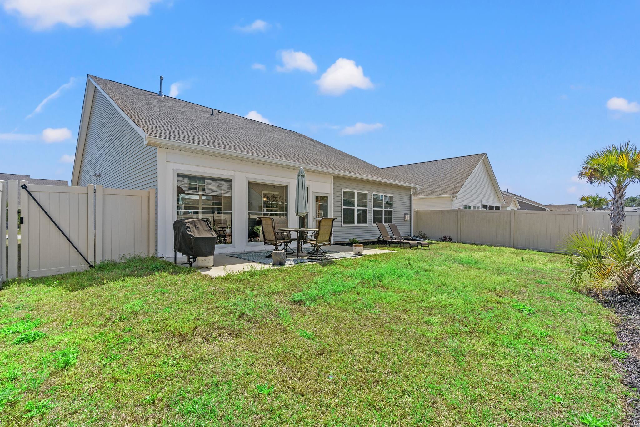2037 Great Blue Heron Dr. Property Photo 26
